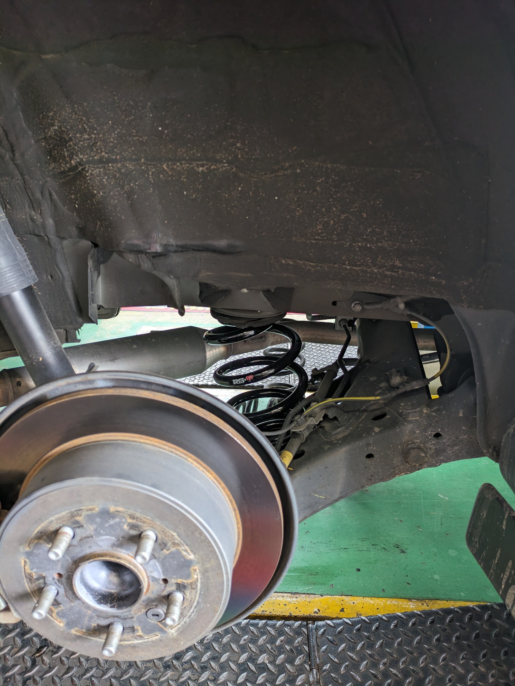 30ヴェルファイア使用 ダウンサス RSR TI2000 RSR RS-R Ti2000 ハーフダウンサスペンション T924THD ヴェル