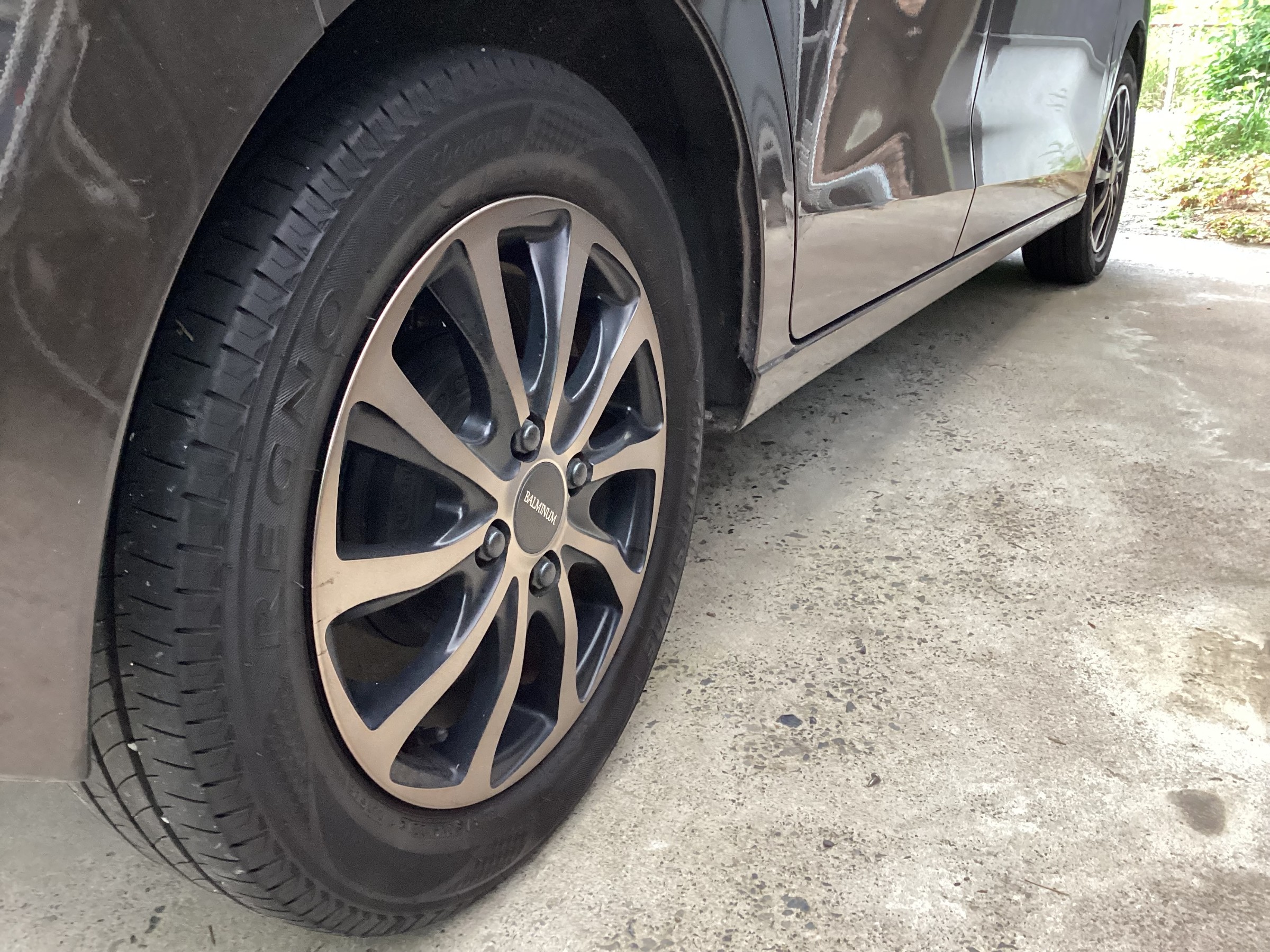 レグノ＝ビックセダン（高級車）では無い！ | スタッフのつぶやき