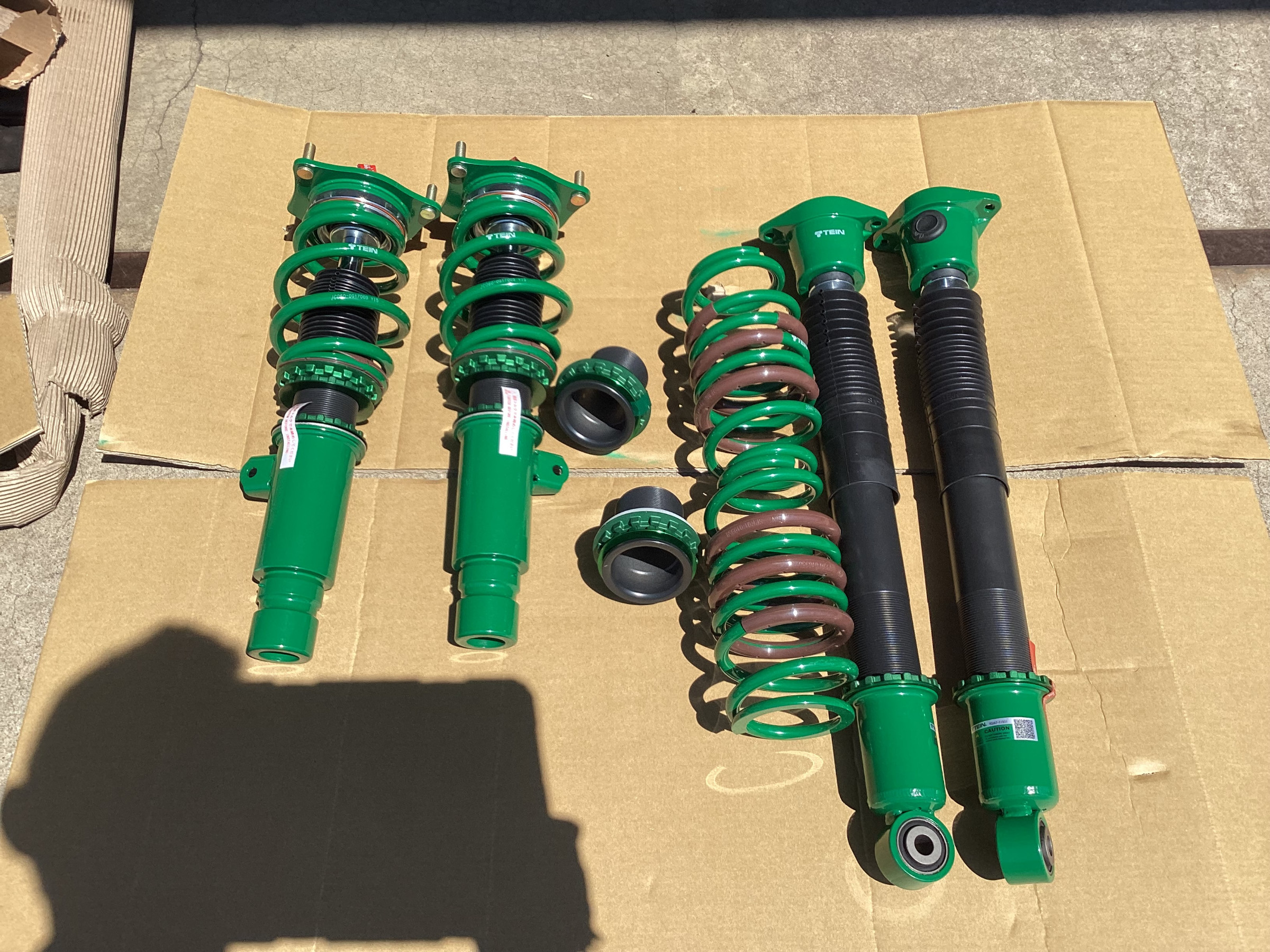 シビックFK7にTEIN取付 | ホンダ シビック | スタッフ日記 | ミスター