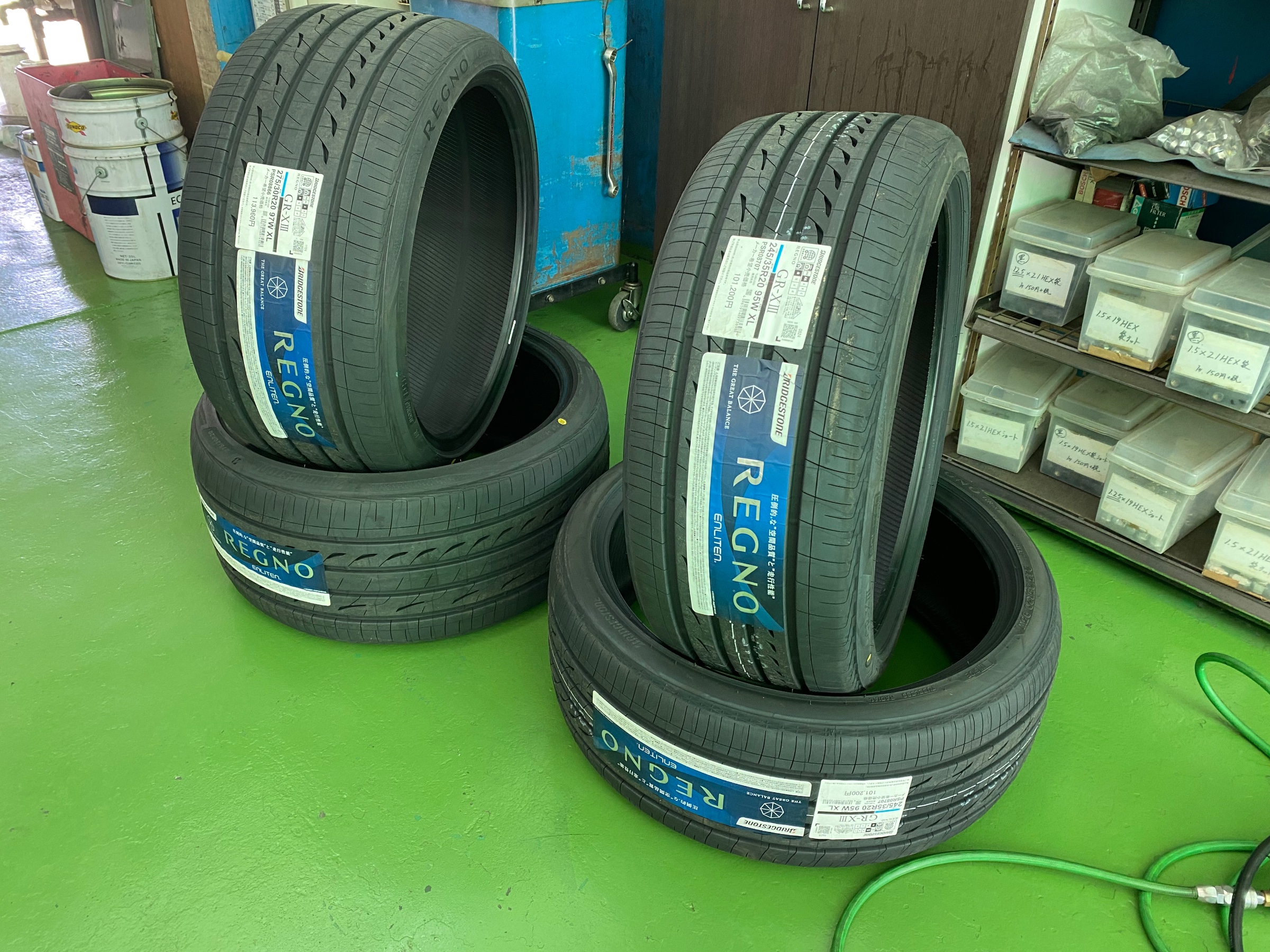 220クラウン・高級セット品お取り付け！！ | トヨタ クラウン