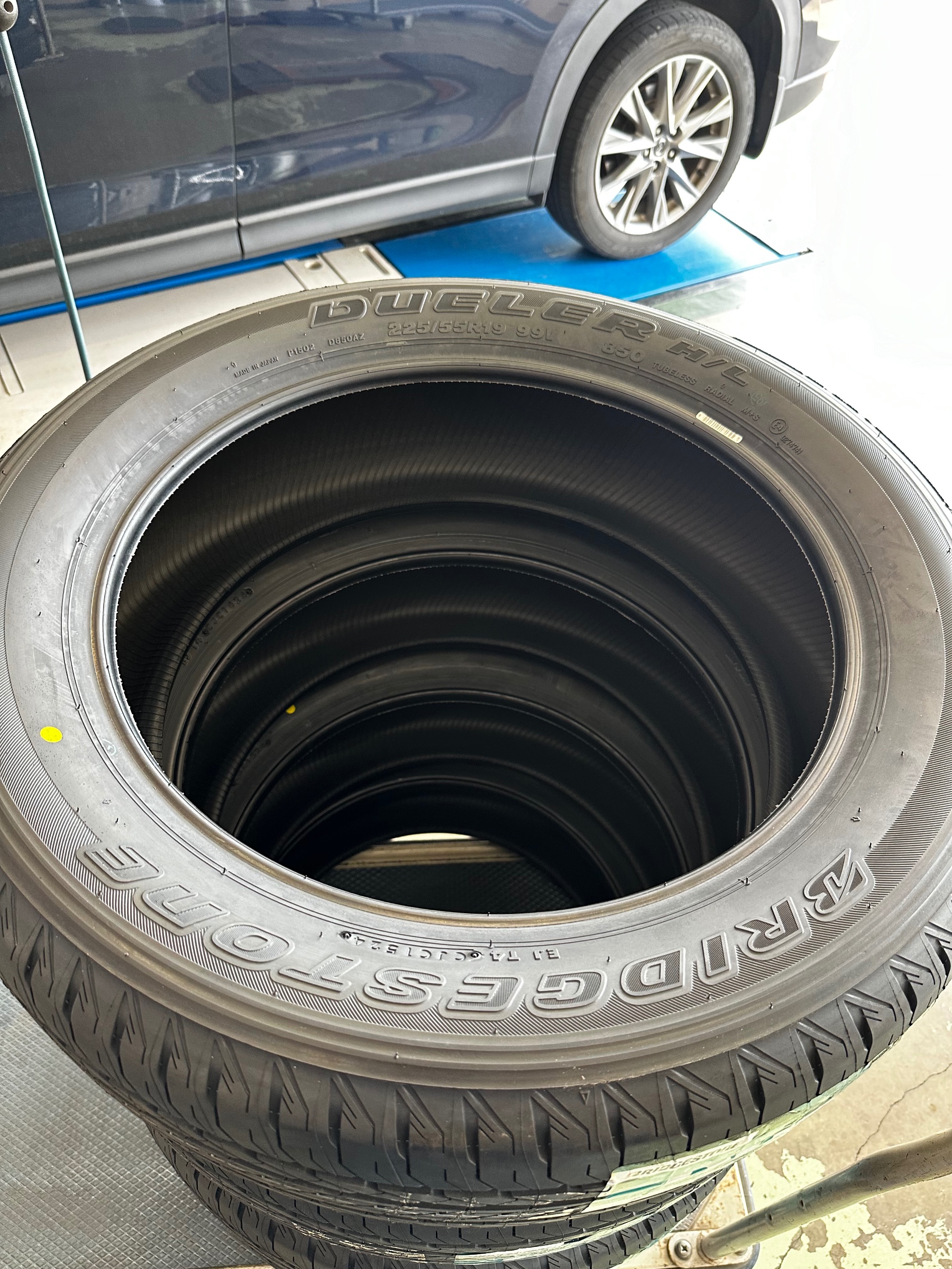 マツダCX8純正タイヤ 225/55R19 2本 2023年 走行14000km - メルカリ