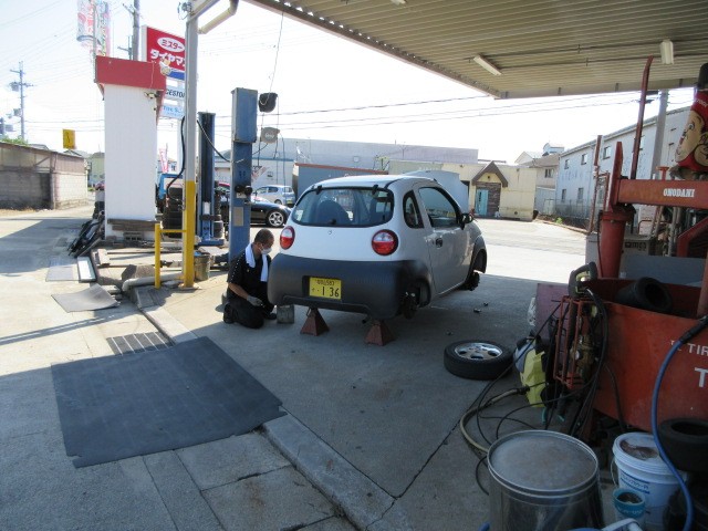 ツイン車検整備・コンテ洗車・ZC33Sスイフトスポーツのミラー交換