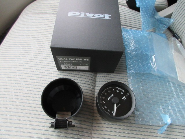 デイズにタコメーター・ルーミー/N-BOXのタイヤ交換・ZC32S