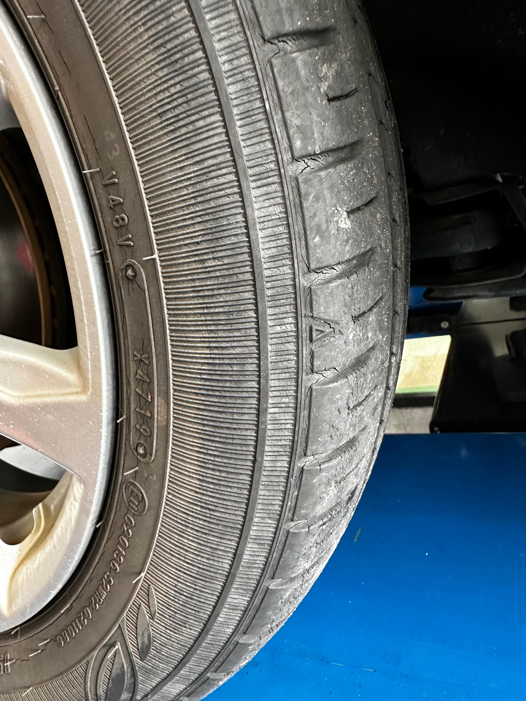 ダイハツ ムーヴにエコピアNH200C 155/65R14を(^^) | ダイハツ MOVE