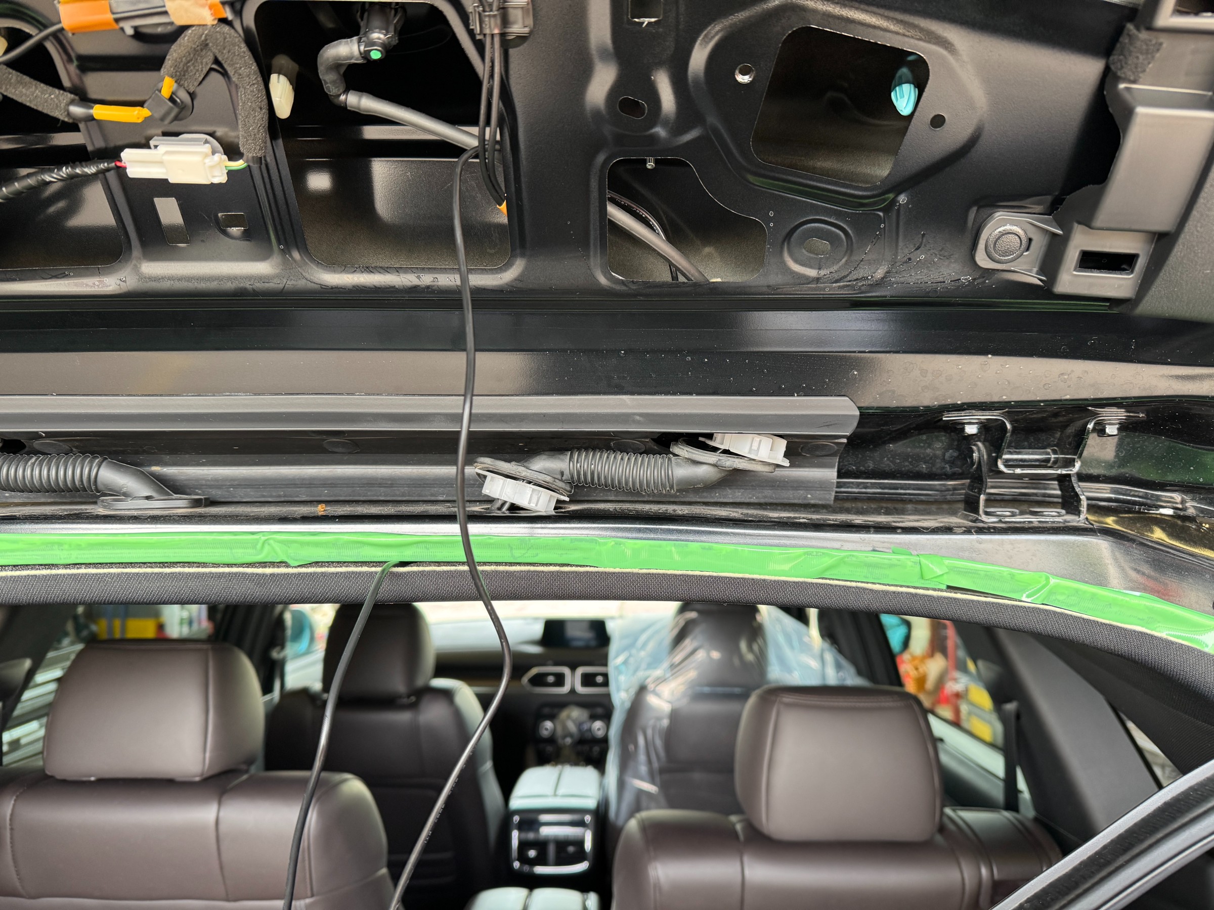 マツダ CX-8さん、ドライブレコーダーとTVキャンセラー取り付け