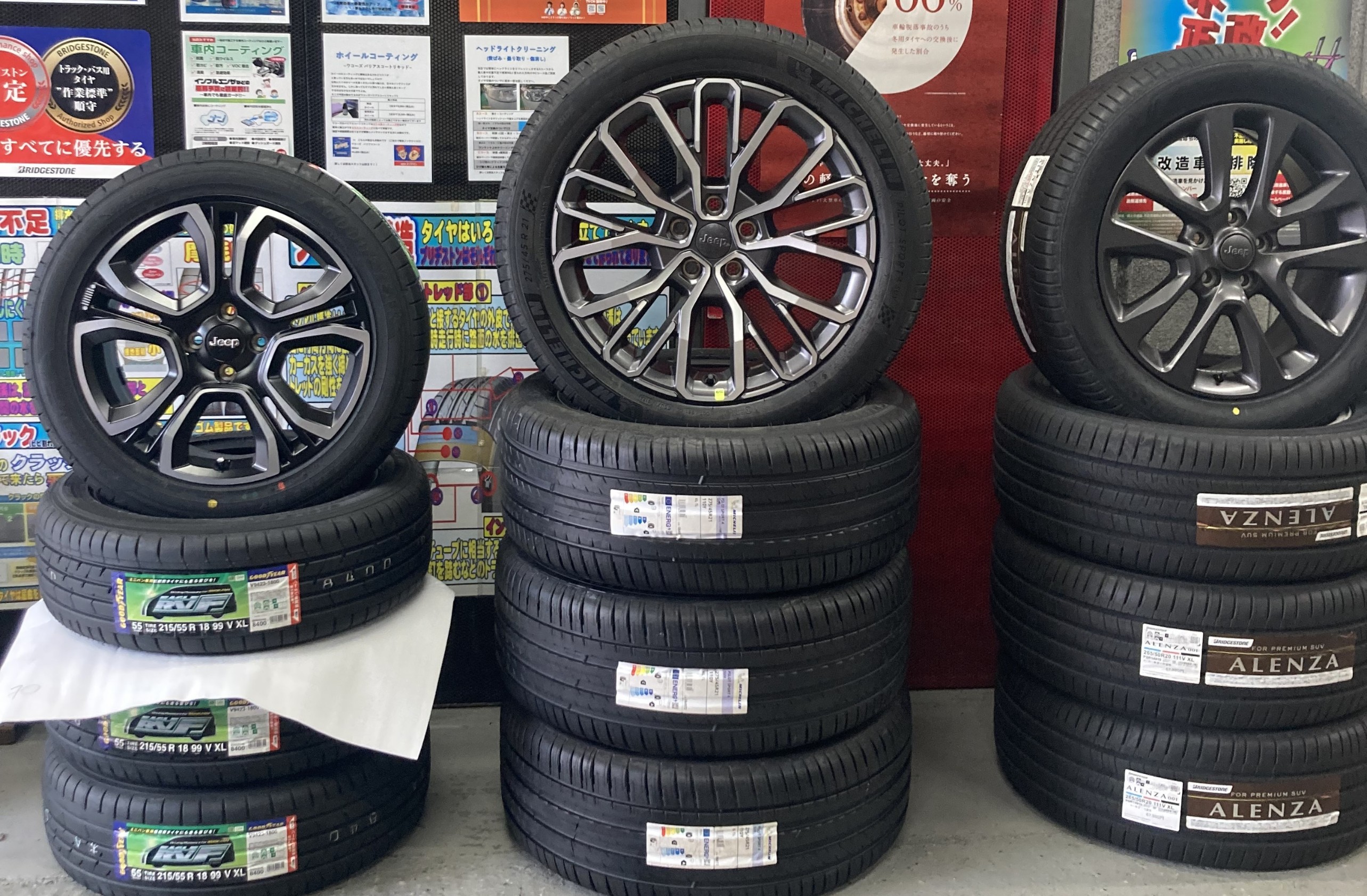 チェロキー グランドチェロキー純正18インチ入庫です！ 車検用