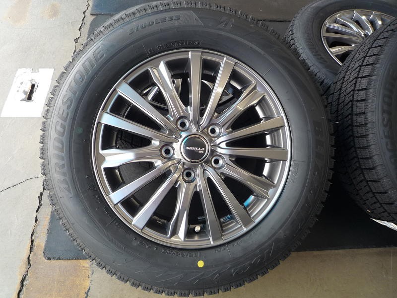 値下げ　【2023年製】ヴォクシー80系 ブリザックVRX2 バリ山！ 送料込み 値下げ 【2023年製】ヴォクシー80系 ブリザックVRX2 バリ山！ 送料込み