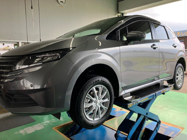 ノートe-powerに14インチのスタッドレスは無理ですよ | 日産 ノート e