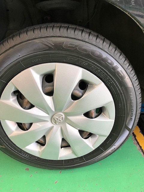 トヨタ・ヴィッツは165/70R14 | トヨタ ヴィッツ タイヤ タイヤ