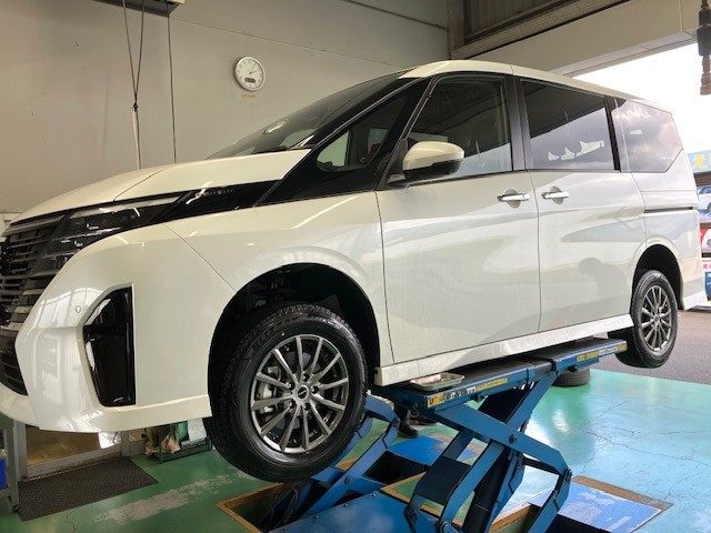 新型セレナe-Powerのお客様がブリザックVRX3を装着 | 日産