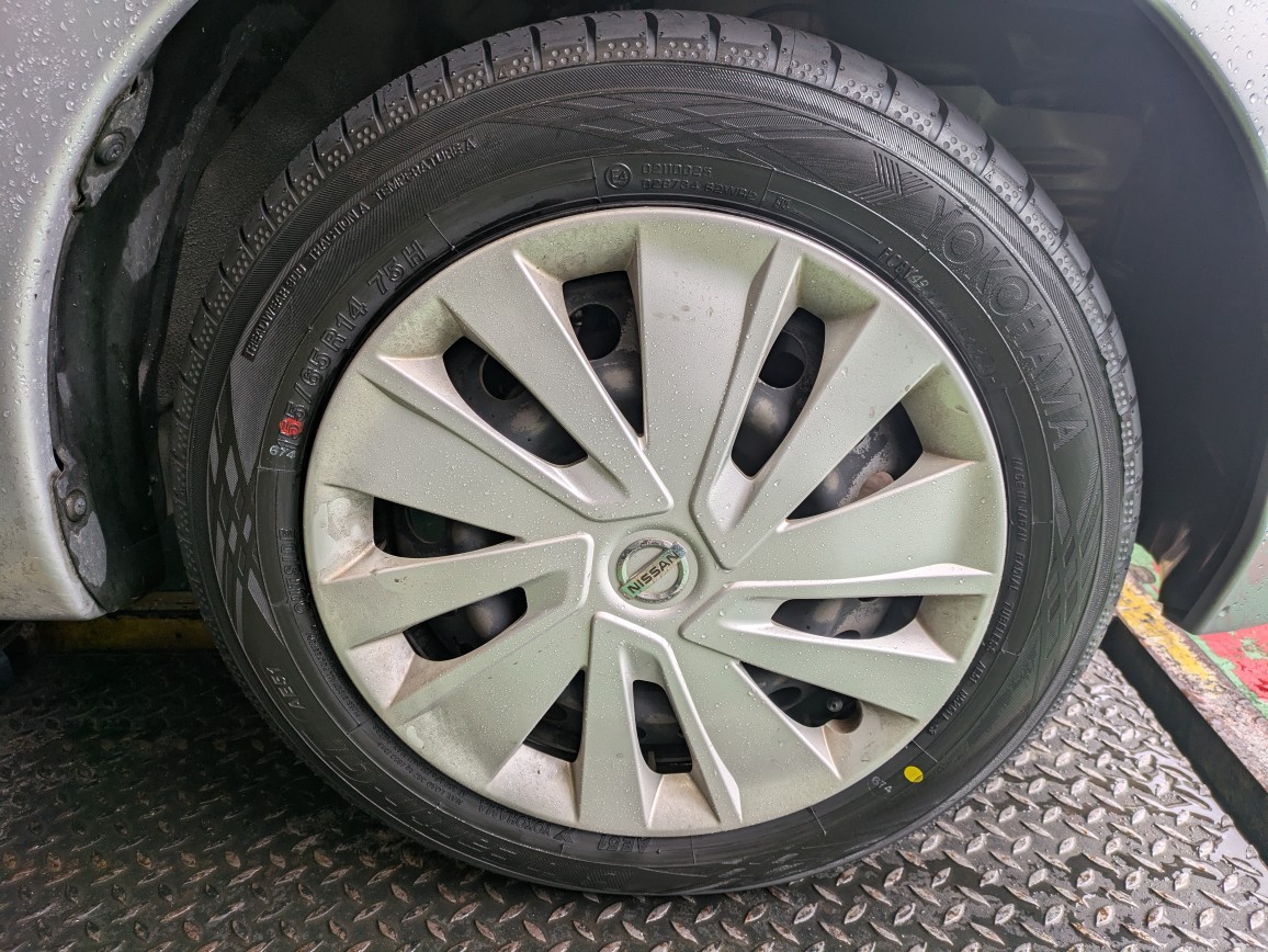 アクア ブルーアースGT 185/60R15 | トヨタ アクア タイヤ タイヤ