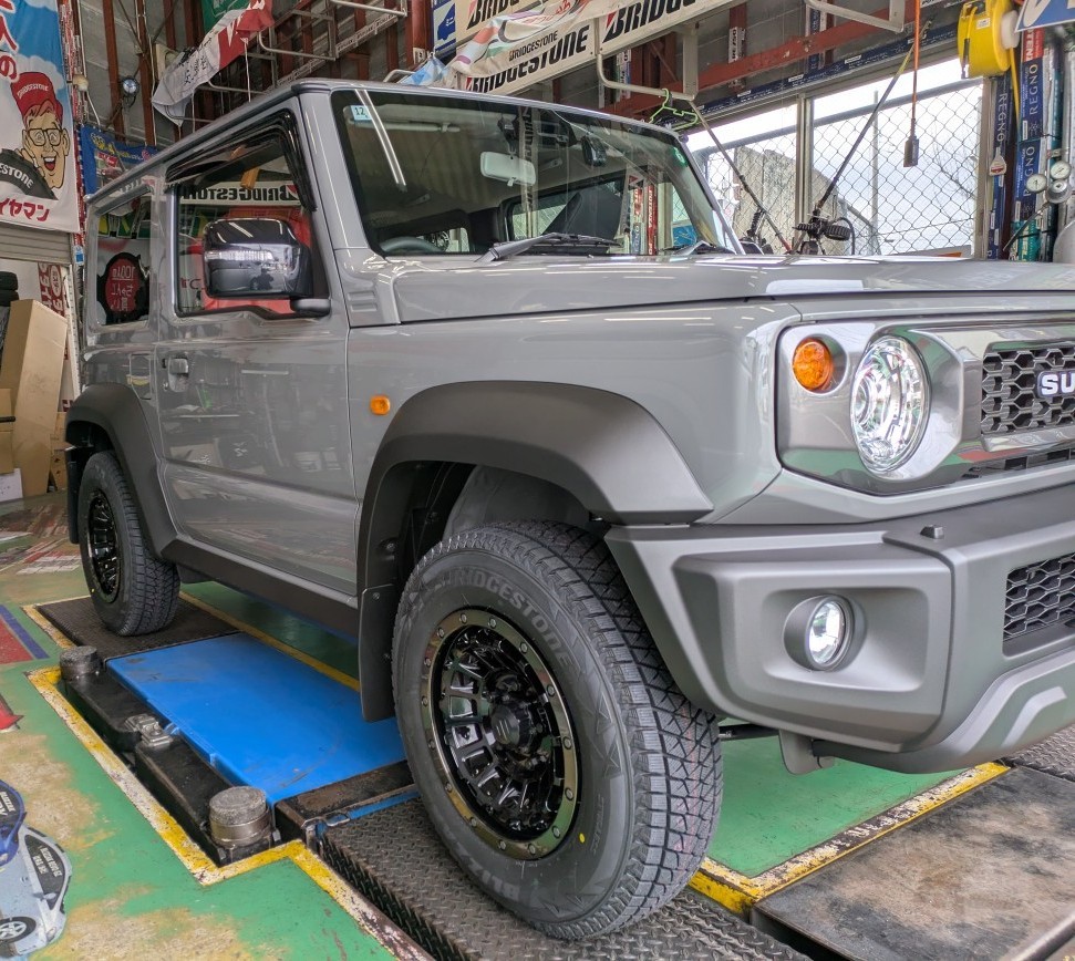 ジムニーシエラ ブリザックDM-V2 195/80R15 | スズキ ジムニー