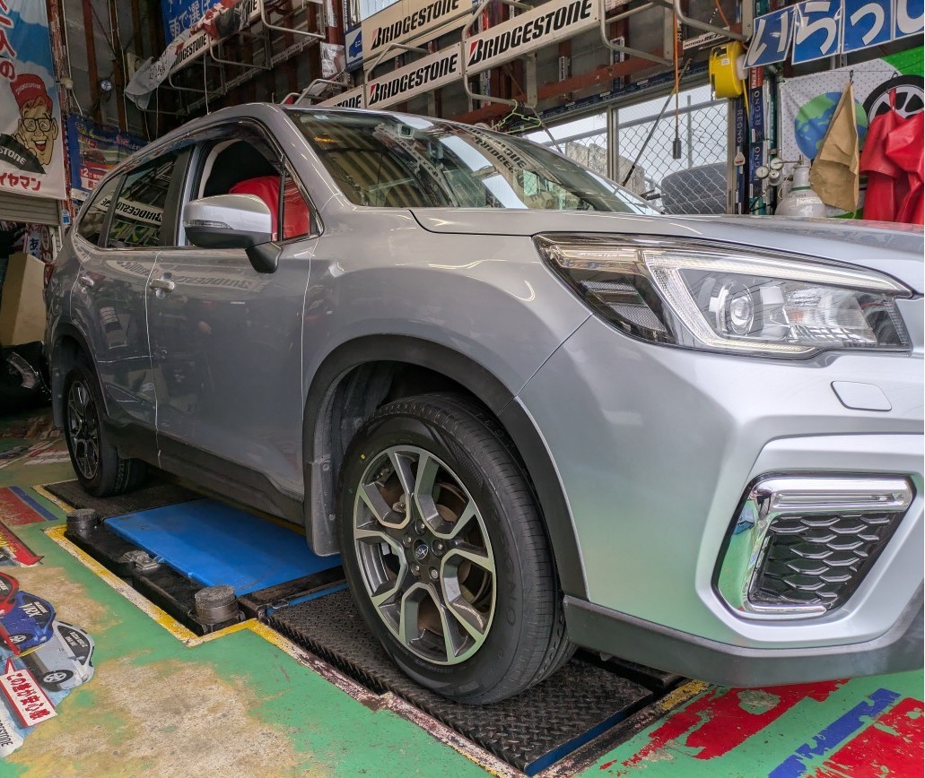 バルミナ18インチ VRX3 225/55R18 フォレスター エルグランドなど バルミナ18インチ VRX3 225/55R18 フォレスター エルグランドなど