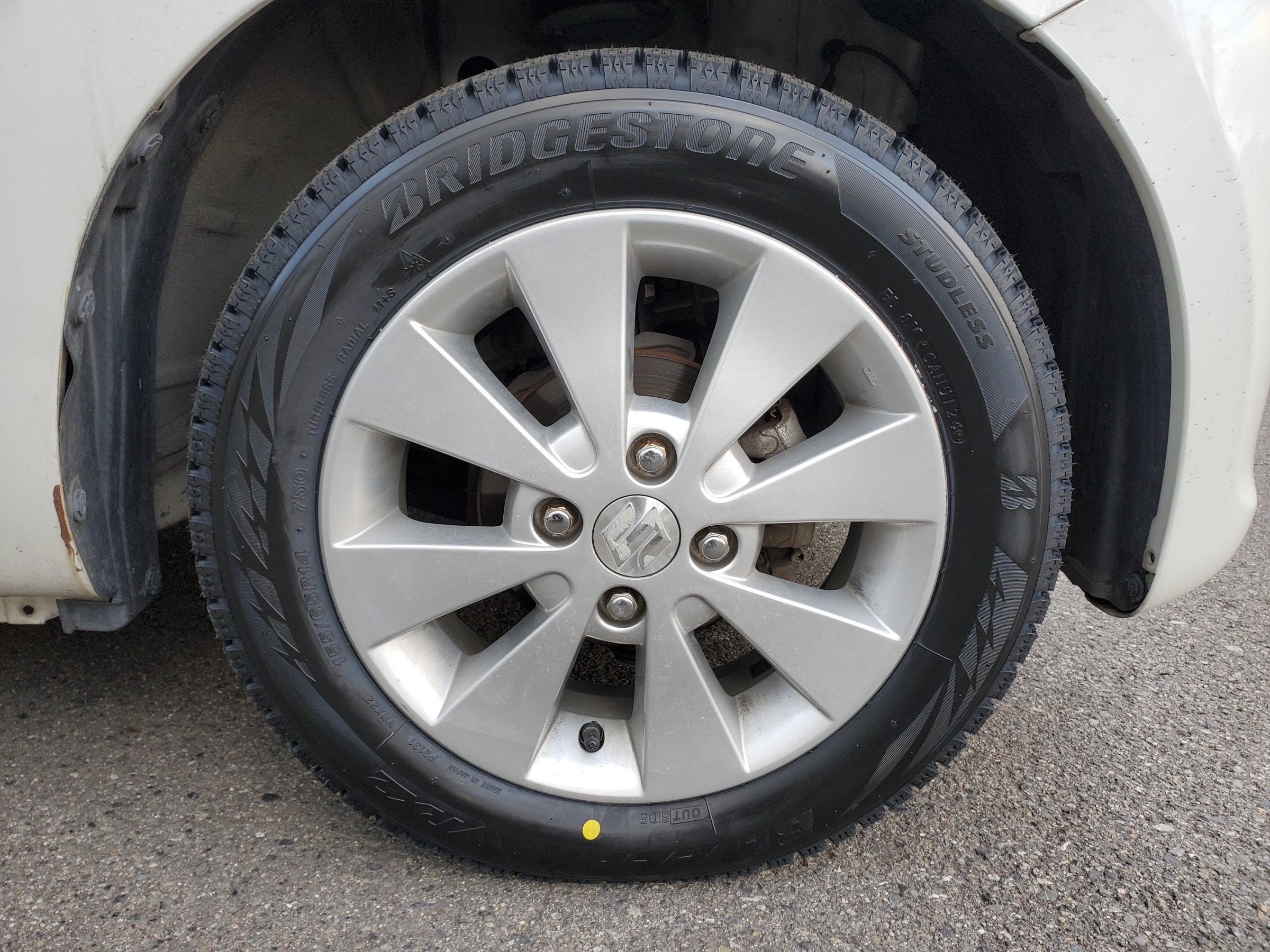 ☆彡スズキ スペーシア スタッドレスタイヤ ブリザックVRX2 155/65R14 