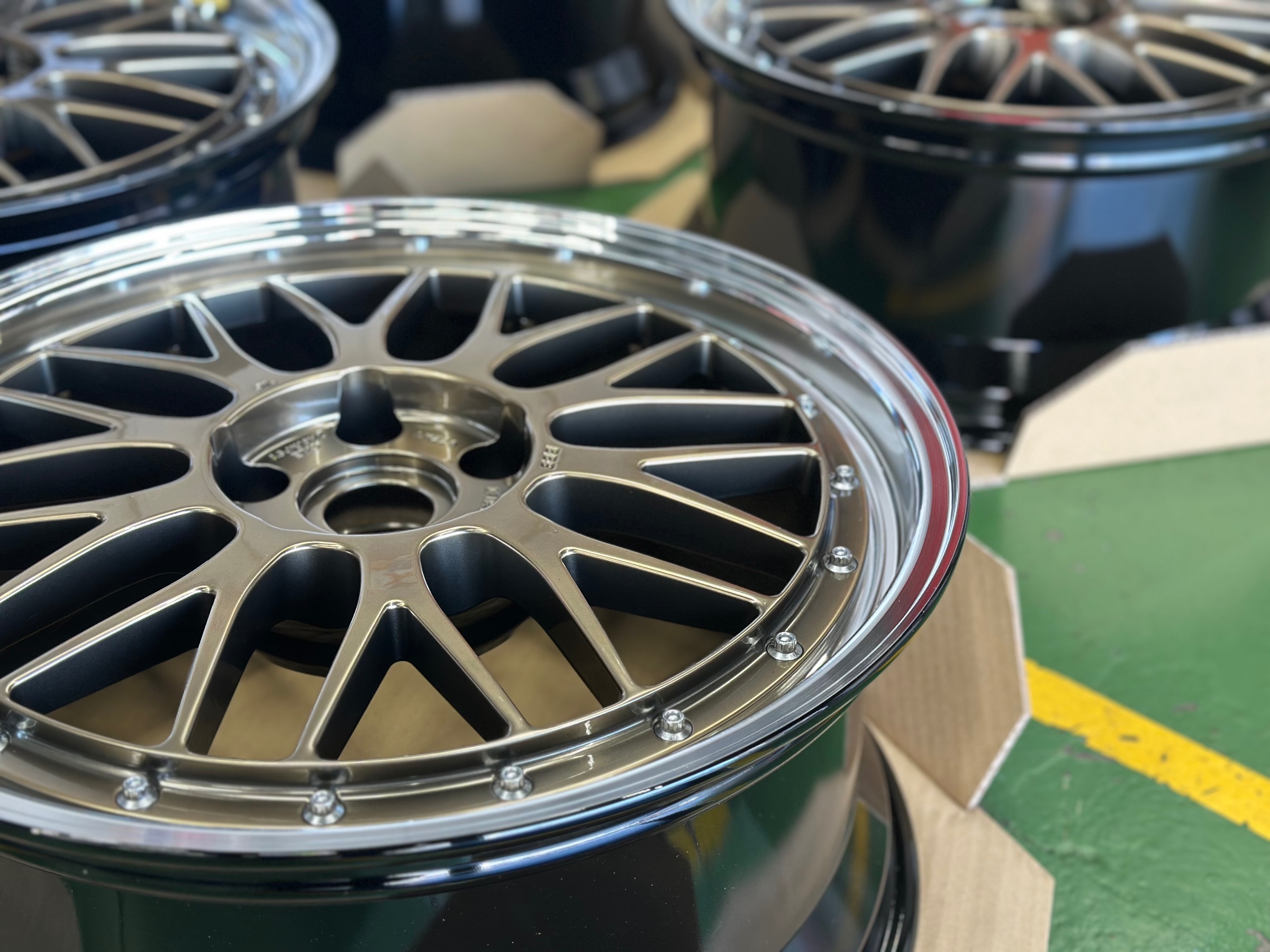 ③ ハグ_0313　BBS タイヤ フォレスターにBBSのLM30周年限定モデル？！ | スバル