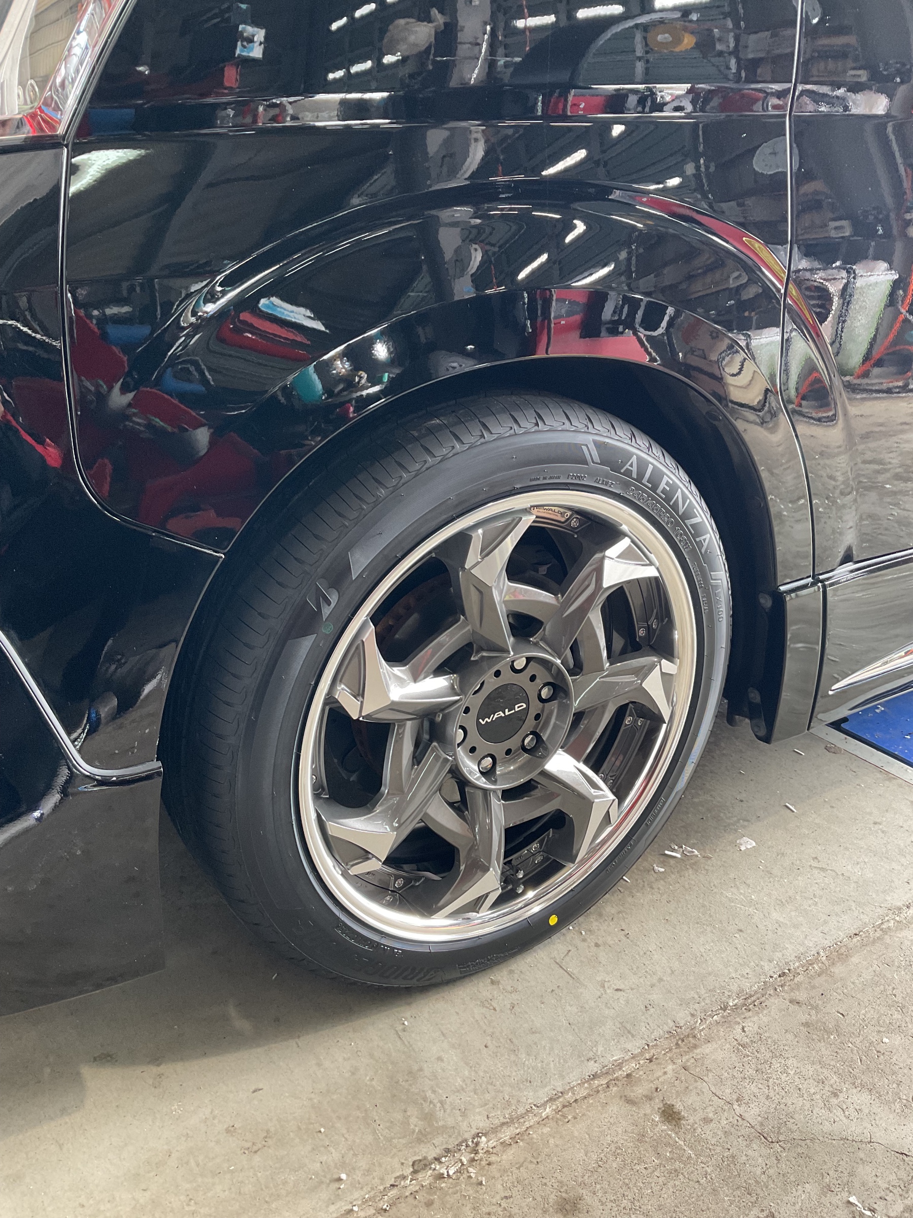 グランエース　新車外し　サマータイヤ グランエース 新車外し サマータイヤ 楽天市場】新車外し