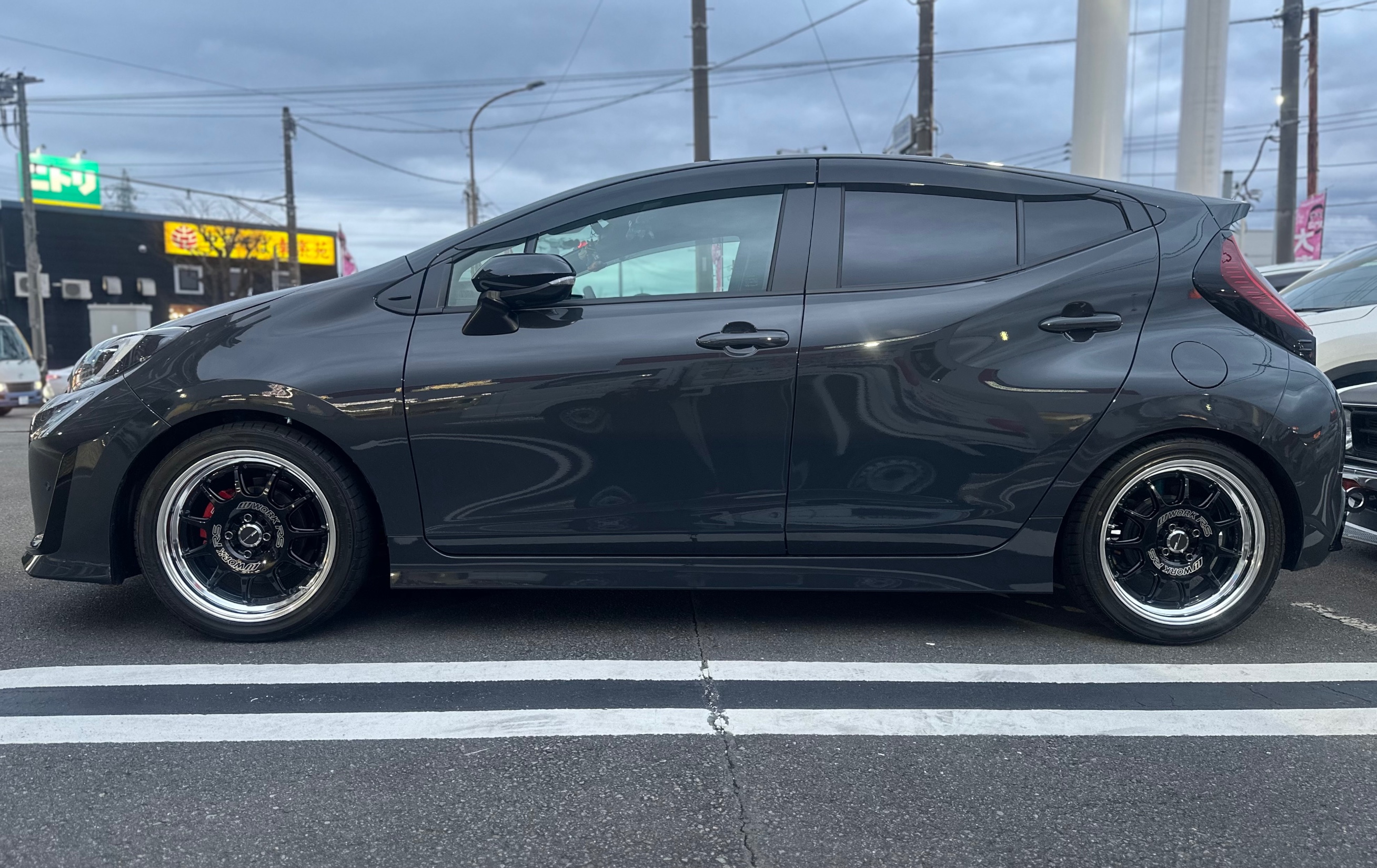 GRアクアにエモーションRS11！！！ | トヨタ アクア その他 カー用品