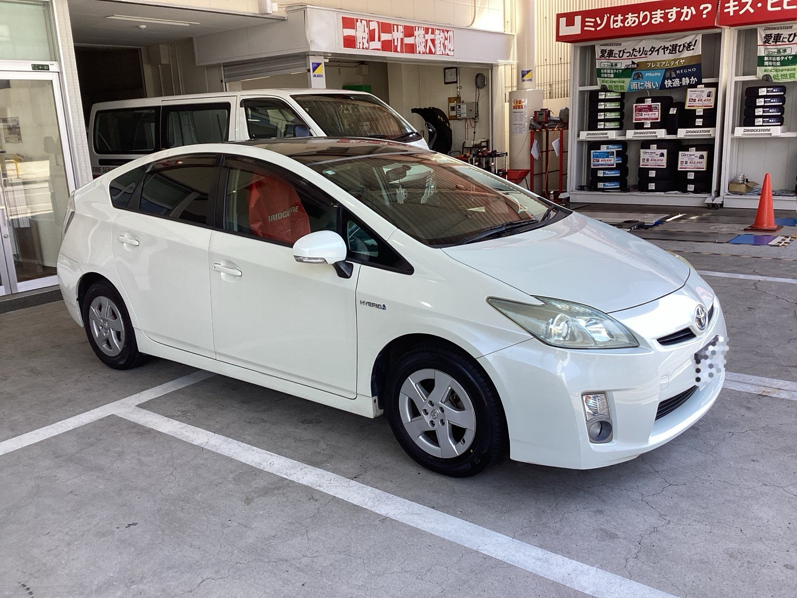 ☆彡トヨタ 30系プリウス 195/65R15 エコピアNH200 タイヤ交換☆彡 