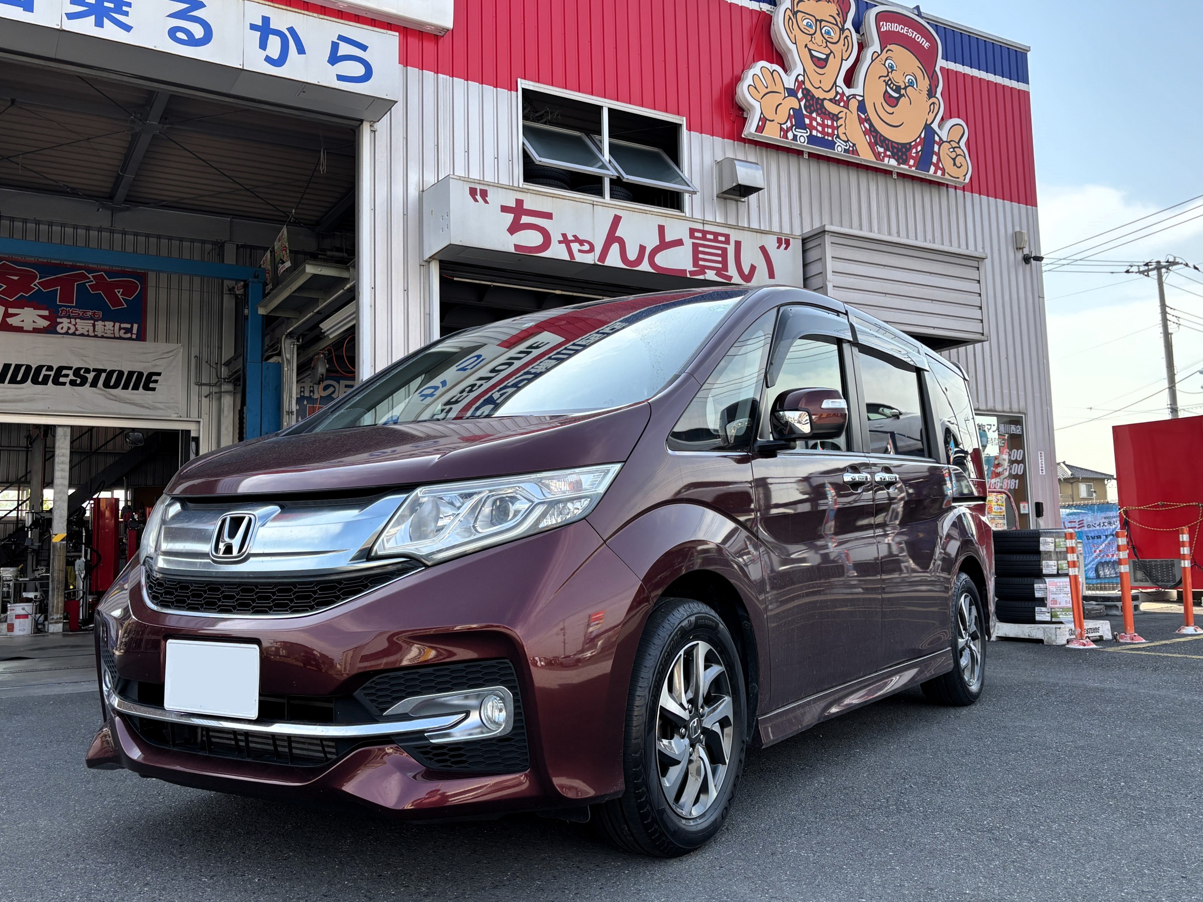 ホンダ ステップワゴンにブリヂストン REGNO GR-XⅢ TYPE RVを装着