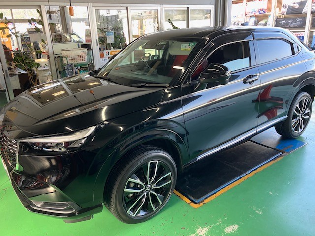 ホンダ・ヴェゼル様との商談 | ホンダ ヴェゼルハイブリッド タイヤ  