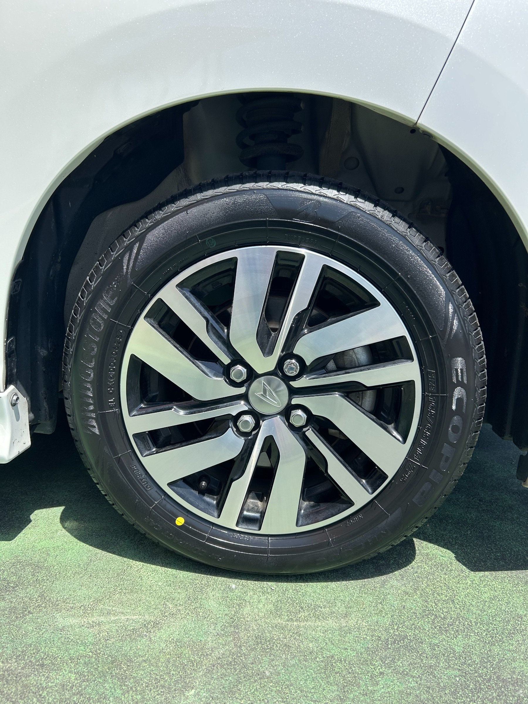 ECOPIA NH200C装着 | ダイハツ トール タイヤ タイヤ・ホイール関連