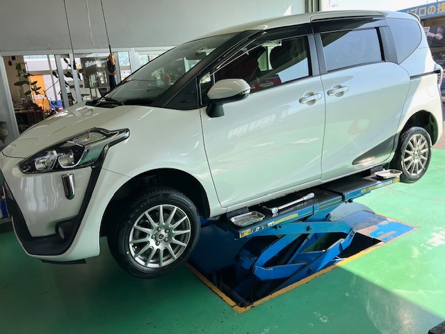 先代シエンタは185/60R15 | トヨタ シエンタ タイヤ タイヤ・ホイール 