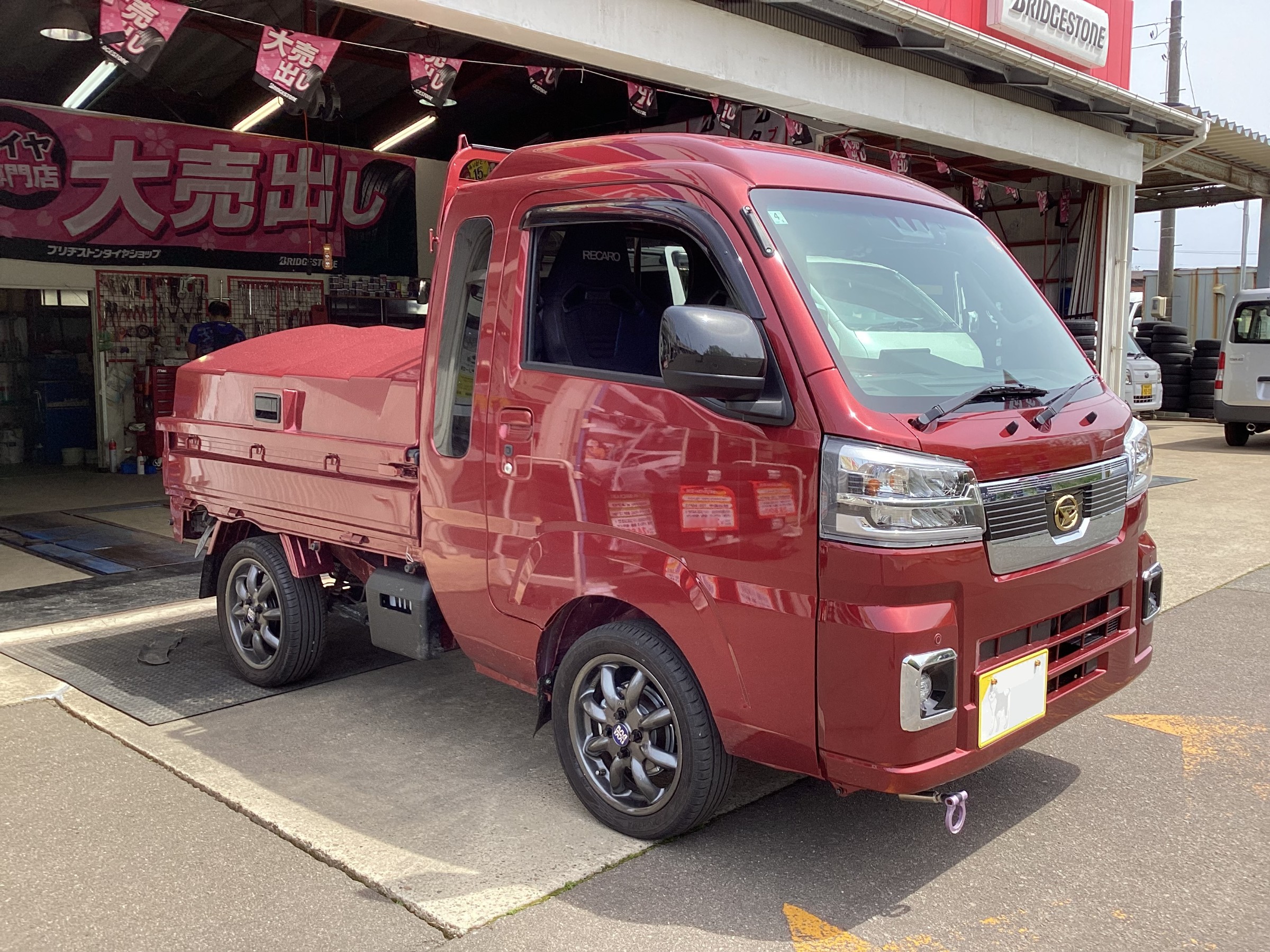 RECARO SR-Cをハイゼットジャンボに取り付け | ダイハツ ハイゼット