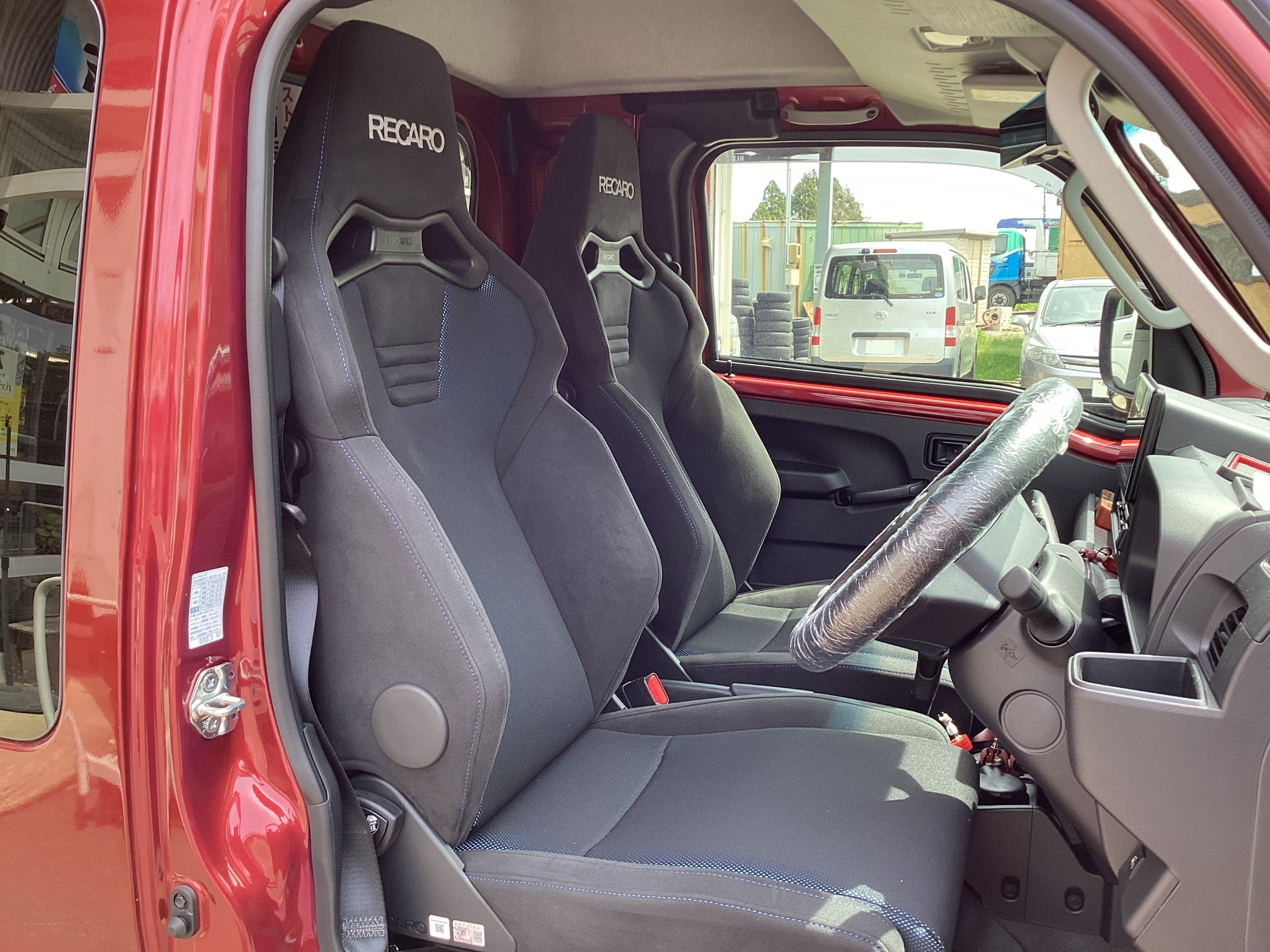 RECARO SR-Cをハイゼットジャンボに取り付け | ダイハツ ハイゼット