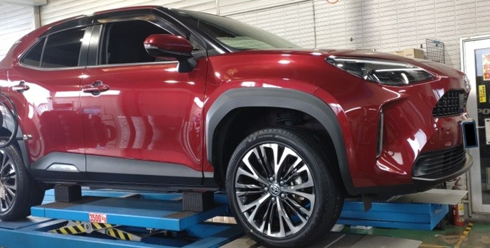 タイヤ交換】トヨタのヤリスクロスにブリヂストン REGNO GRXⅢ