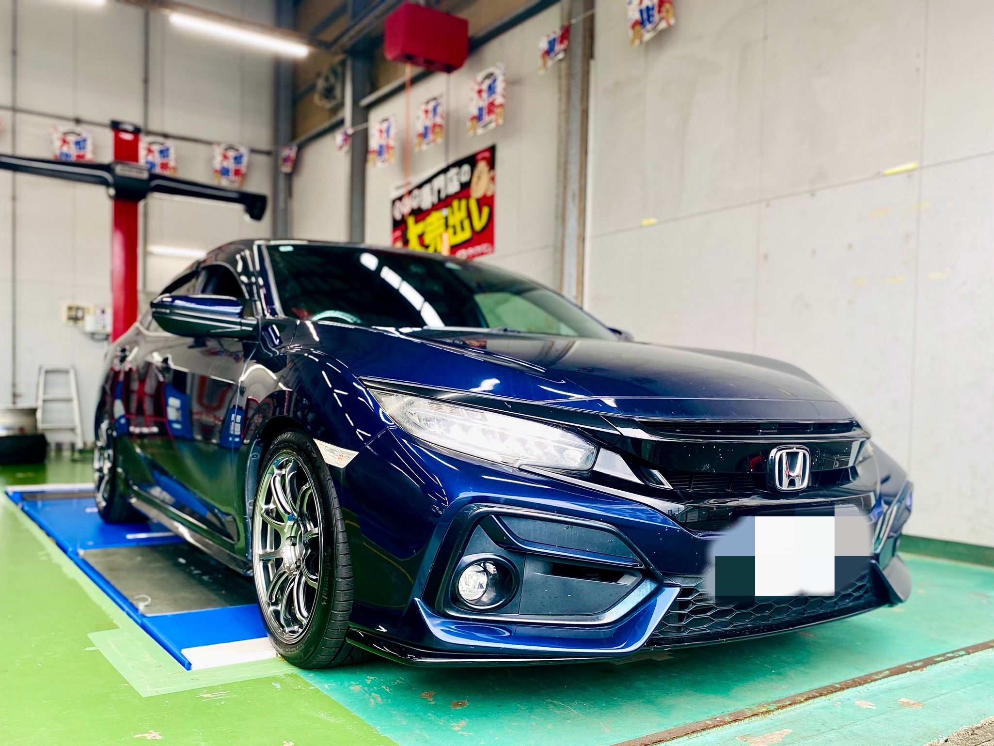 RECARO》 ゴリゴリじゃないフルバケもある。FK7シビックにRCS装着