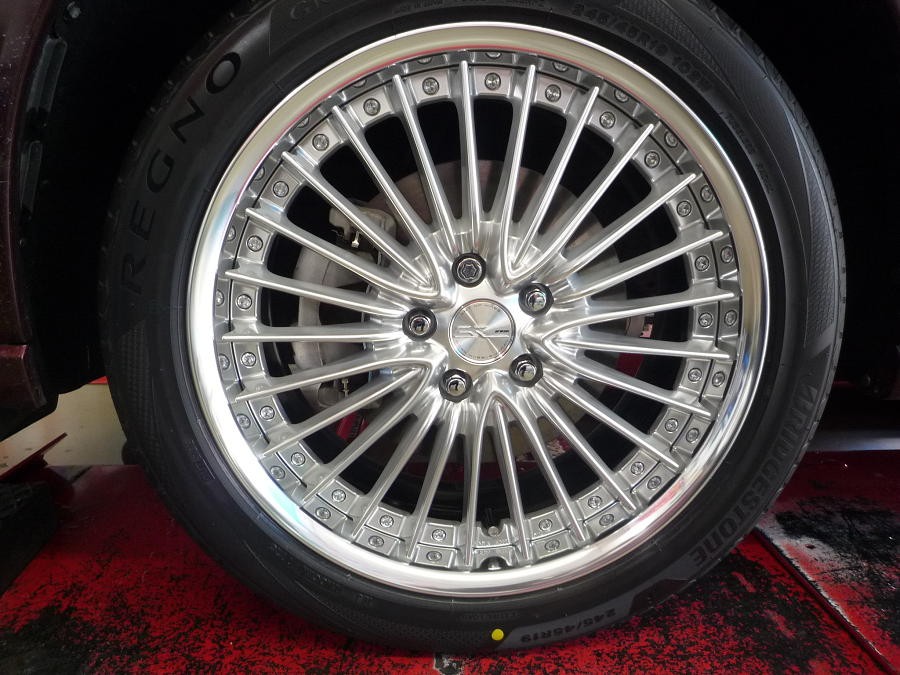 タイヤ＆ホイール交換】ホンダZRV ブリヂストンREGNO GR-Xⅲタイプ