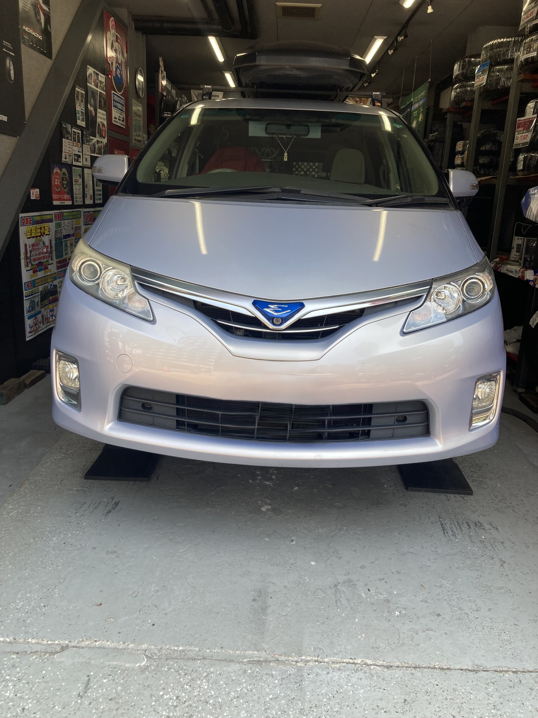 エスティマ A/Tタイヤ | トヨタ エスティマ | スタッフ日記