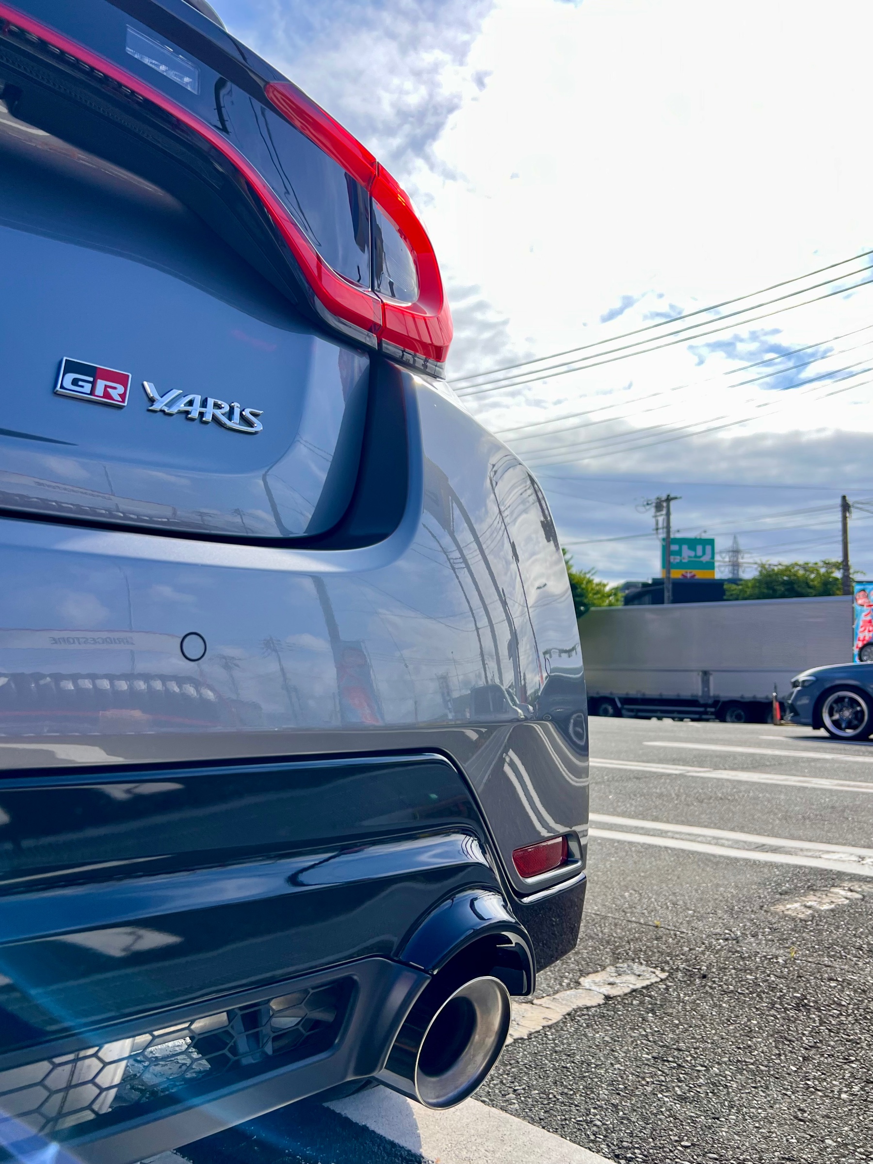 GRヤリス　後