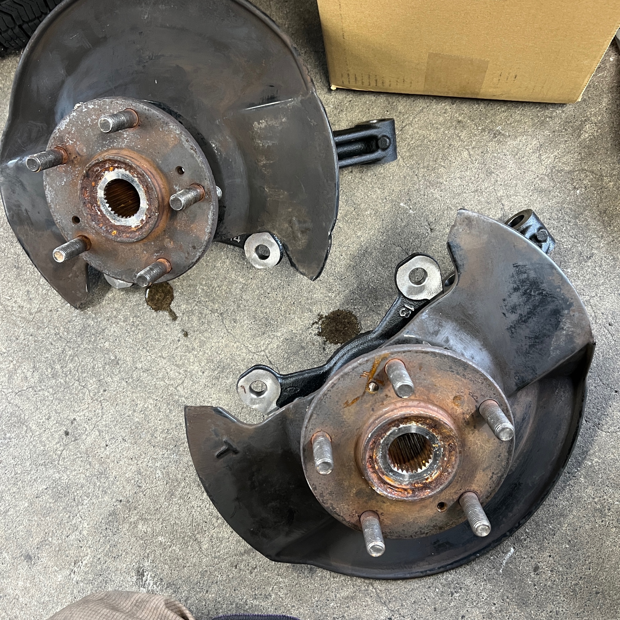 エレメント 足回りのガタツキ直し | ホンダ その他 カー用品取付 > 足