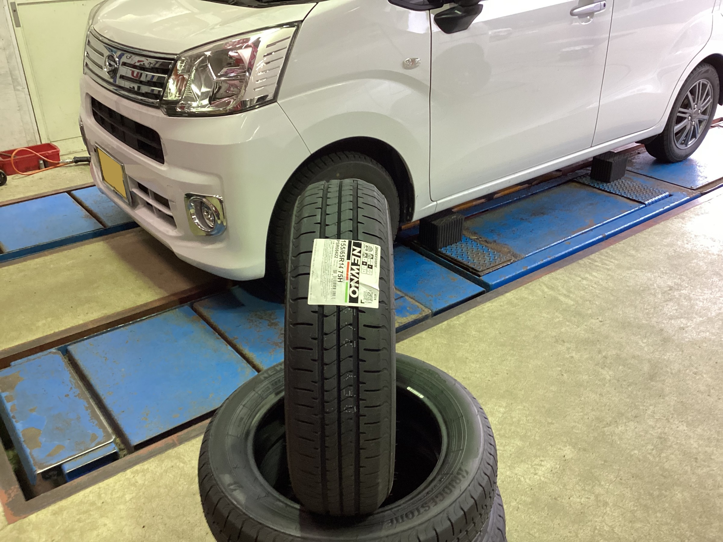 ムーブ ニューノ 155/65R14 | スタッフ日記 | ミスター