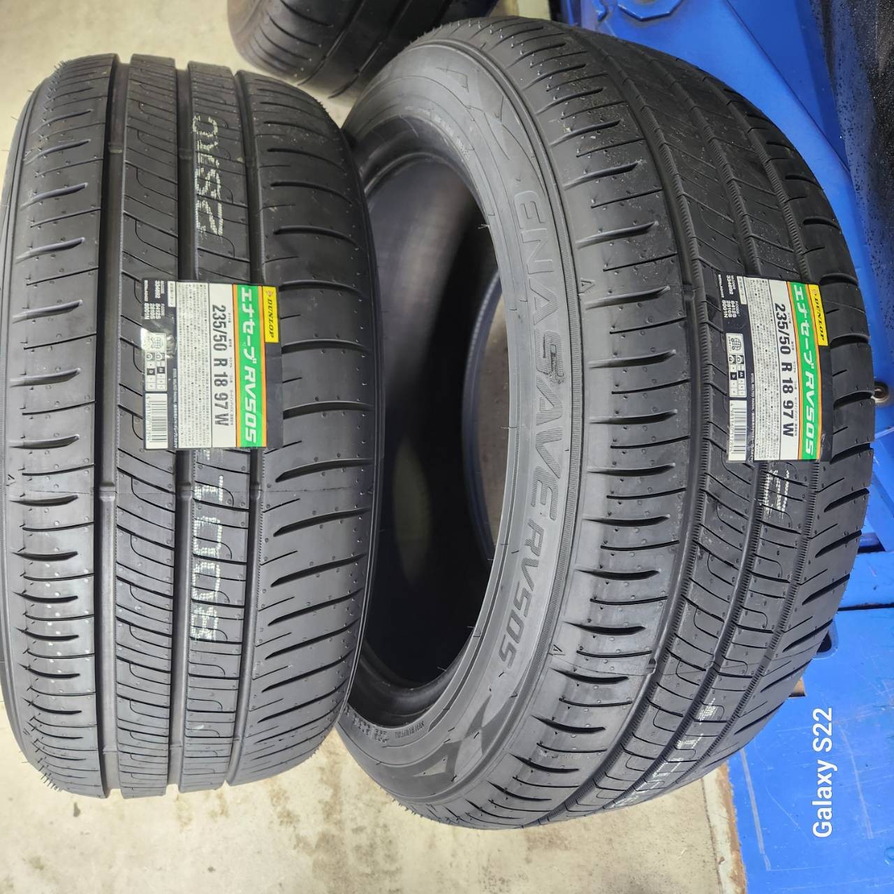 グレートタイヤマン専用 20/25系ヴェルファイアのタイヤ交換(^o^)／ | トヨタ ヴェル