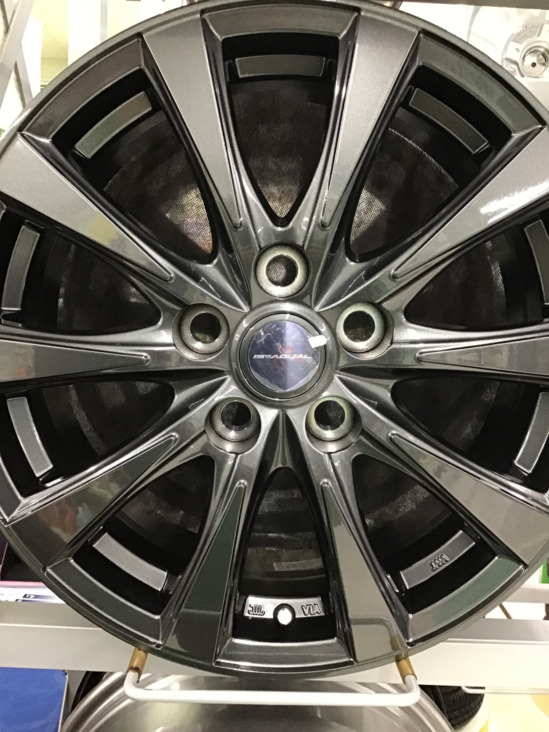 マールダン専用 22インチ グレー 多スポークホイール 4個セット 【公式