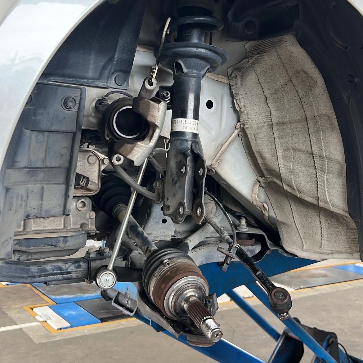 N/ 異音の原因 ハブベアリング交換 | ホンダ N-BОX その他 カー用品