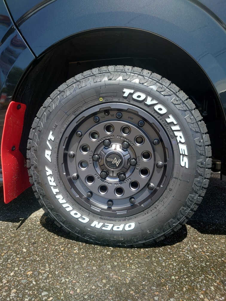 トヨタ ハイエース TOYO OPEN COUNTRY A/TⅢ （トーヨーオープン