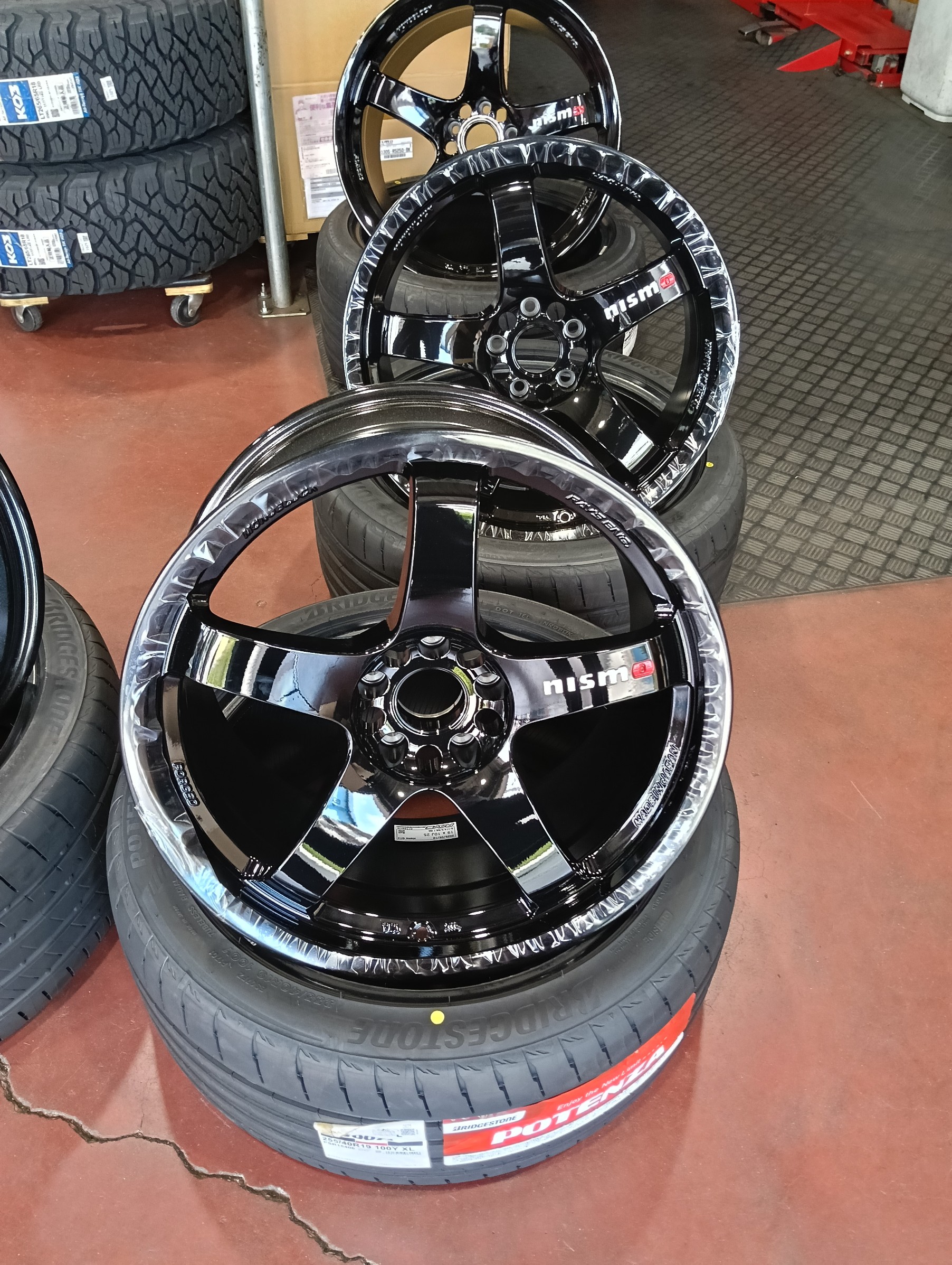 シノシノ まとめ売り 616 ニスモホイールにPOTENZA S007でカッコよく‼ | 日産