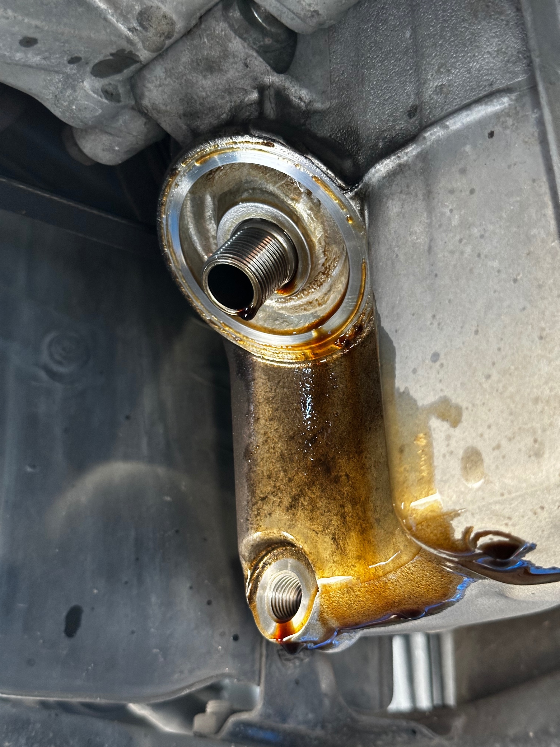 オイルフィルターを外した状態