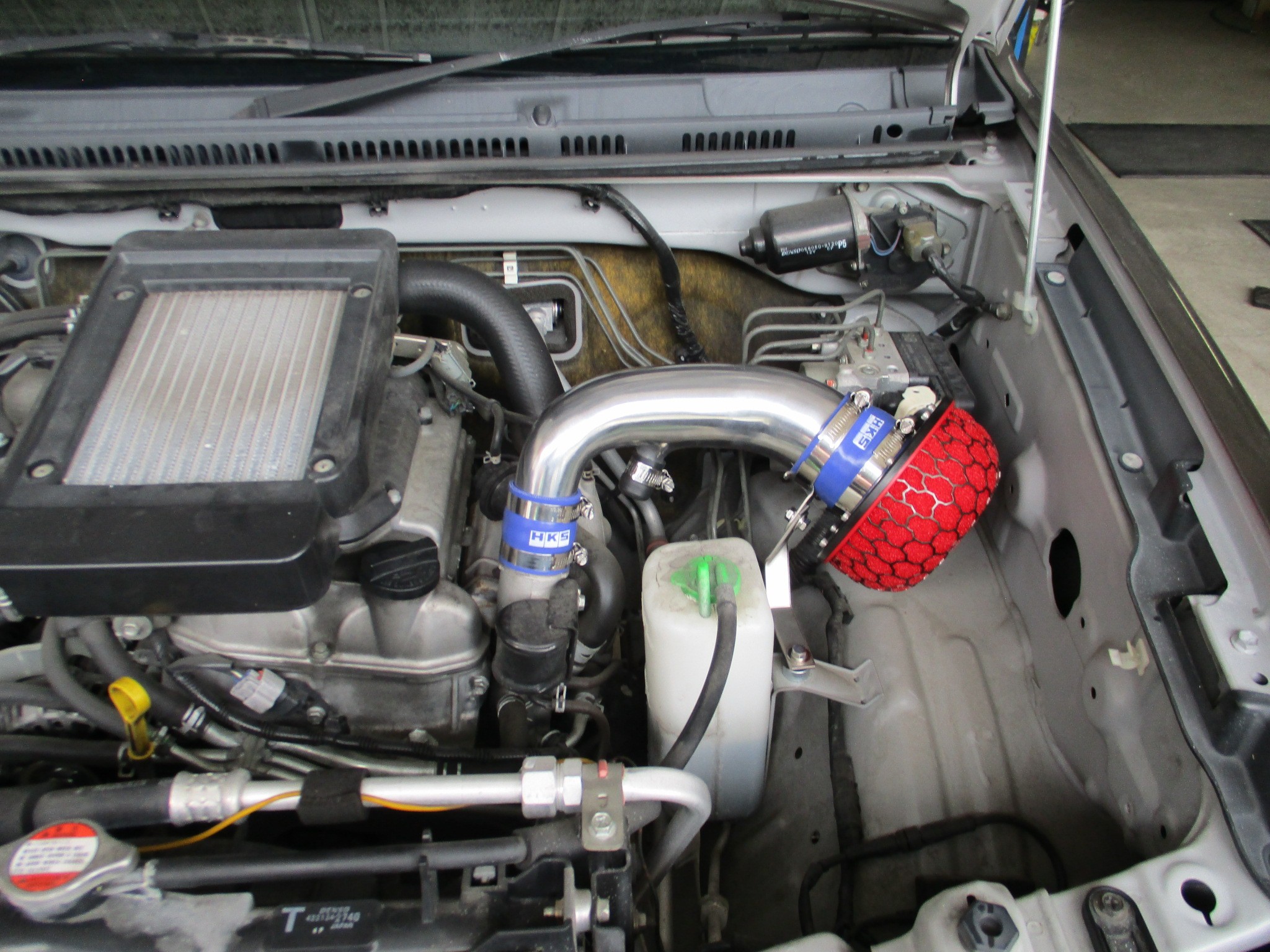 ジムニーJB23にHKSレーシングサクション取り付け！！ | スズキ