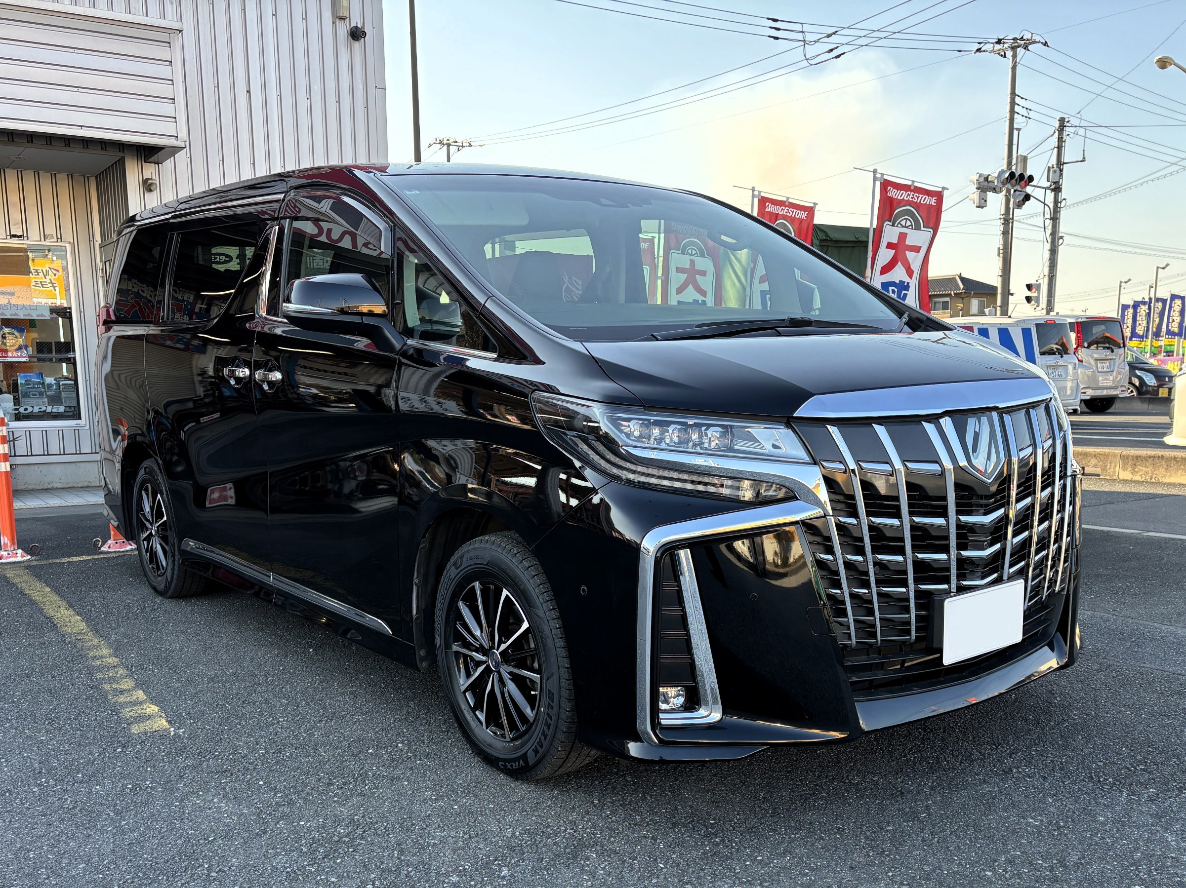 トヨタ アルファードにブリヂストン BLIZZAK VRX3 + KYOHO SMACK