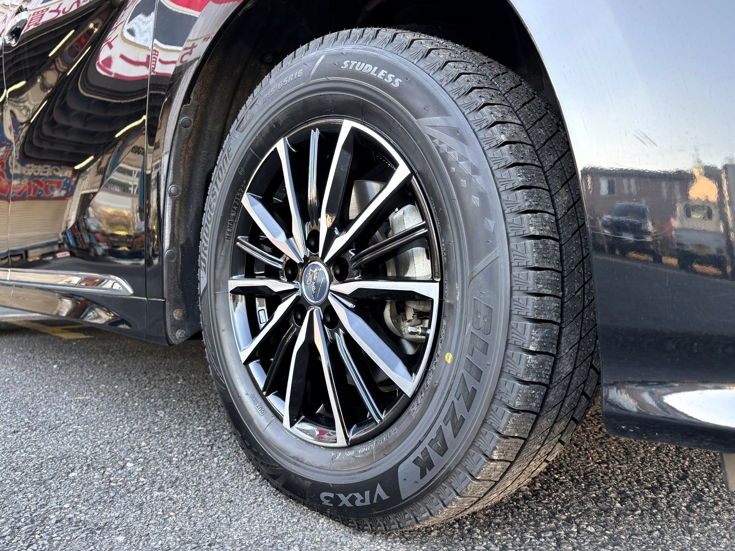 トヨタ アルファードにブリヂストン BLIZZAK VRX3 + KYOHO SMACK