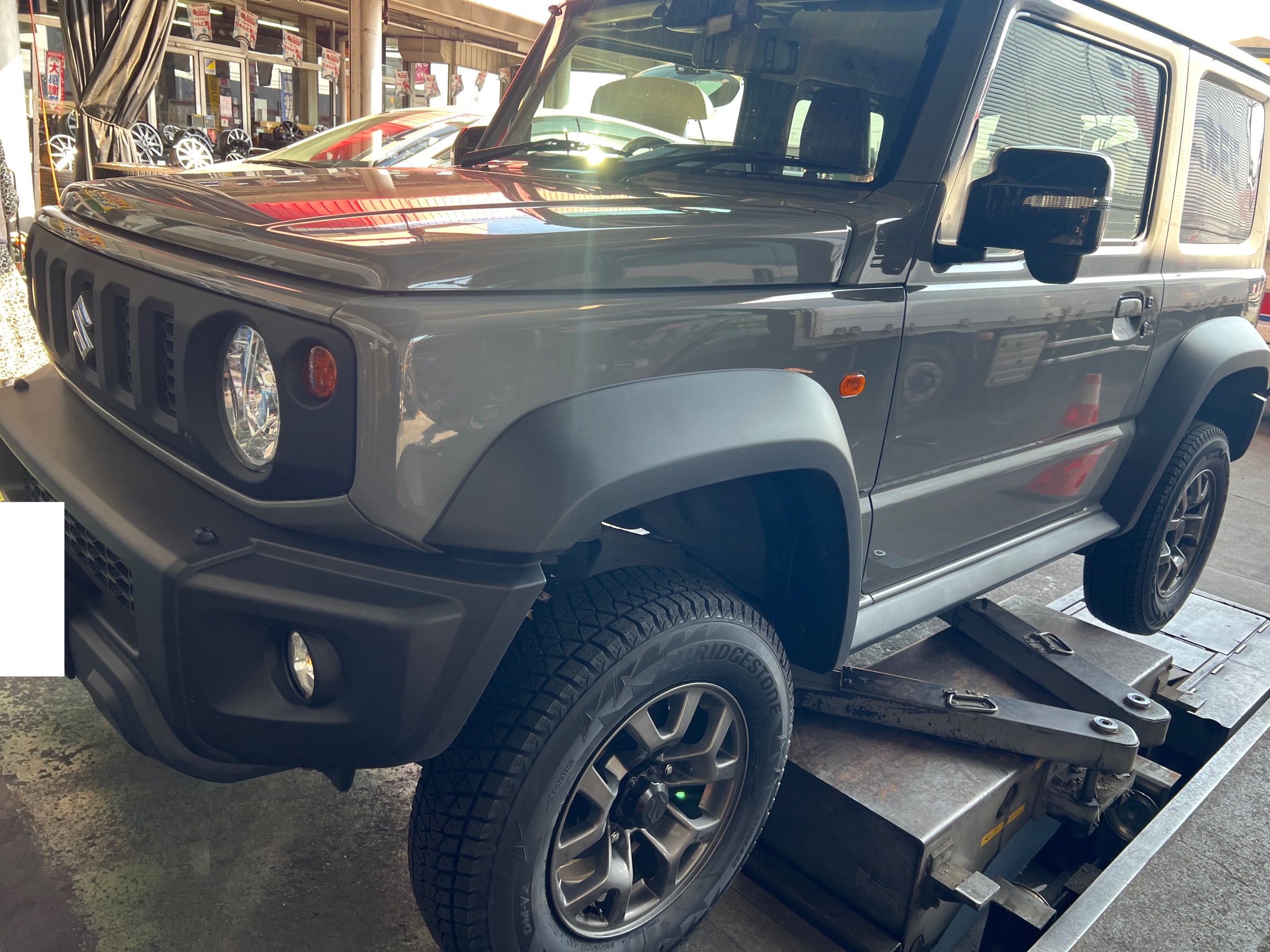 作業事例】ジムニーシエラにブリヂストン DM-V2 スタッドレスを装着