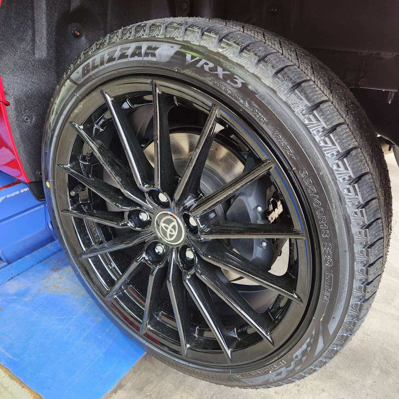 新車GRヤリスの作業(^o^)／ | トヨタ GRヤリス | 技術・サービス