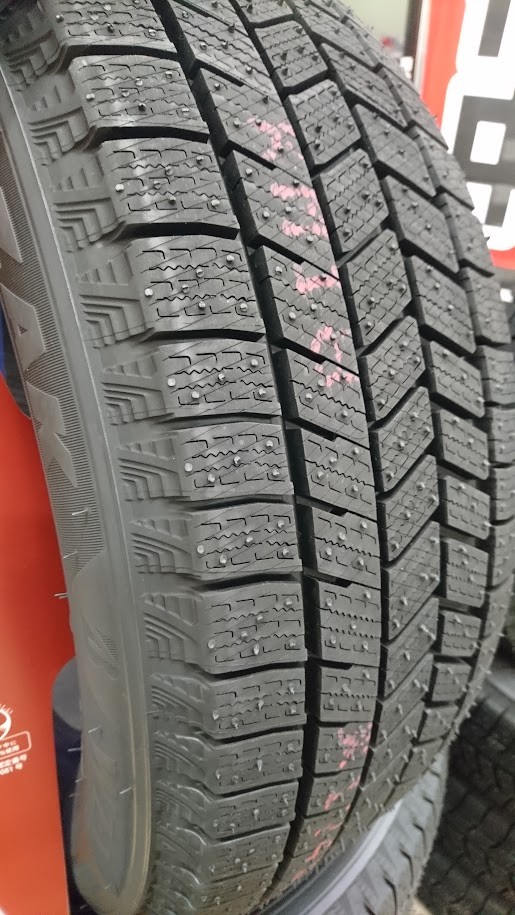 スタッドレスタイヤ早期予約受付中です！！ | タイヤ タイヤ・ホイール