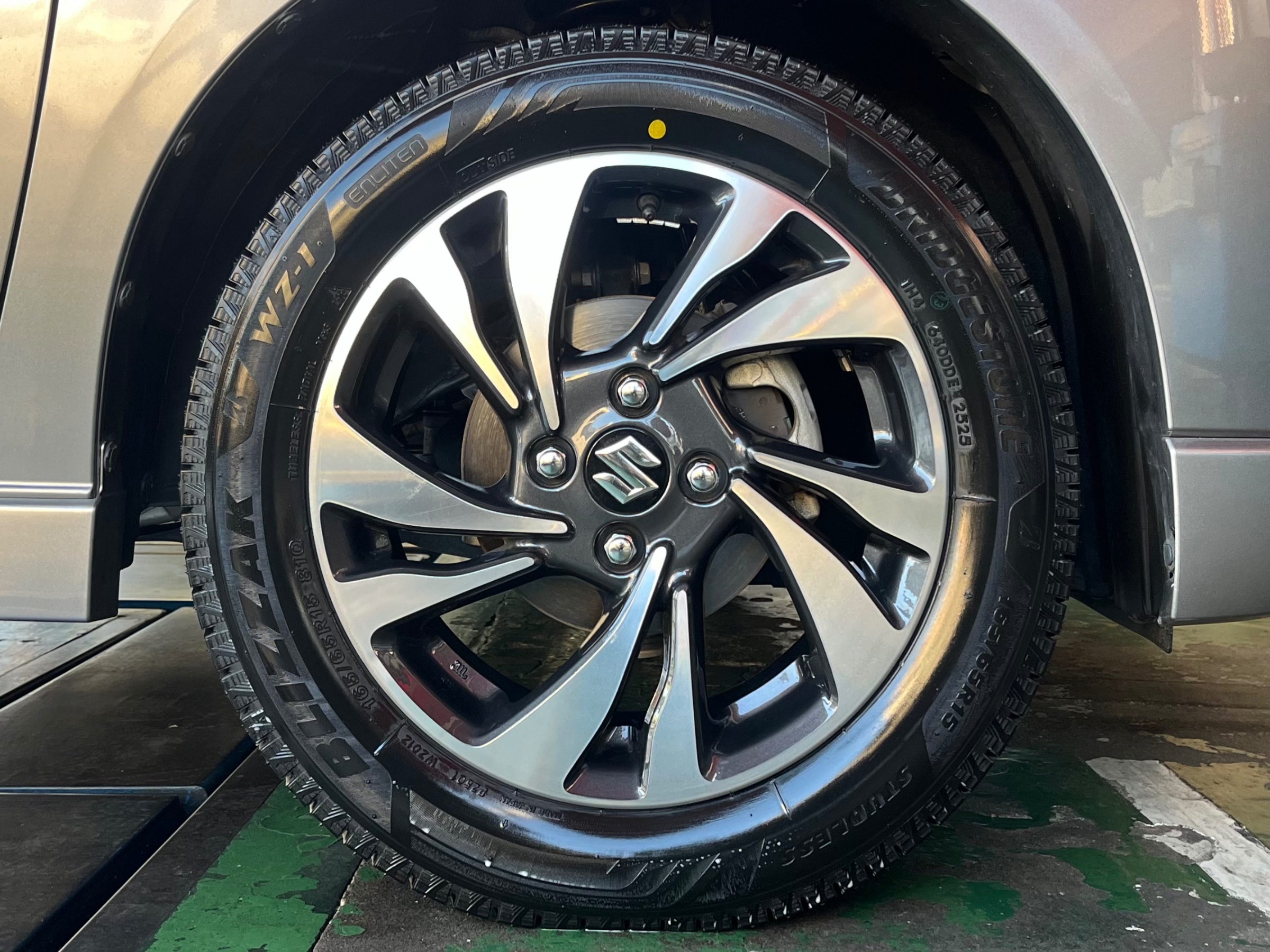 新商品 BLIZZAK WZ-1 | 技術・サービス・日記 | ミスタータイヤマン