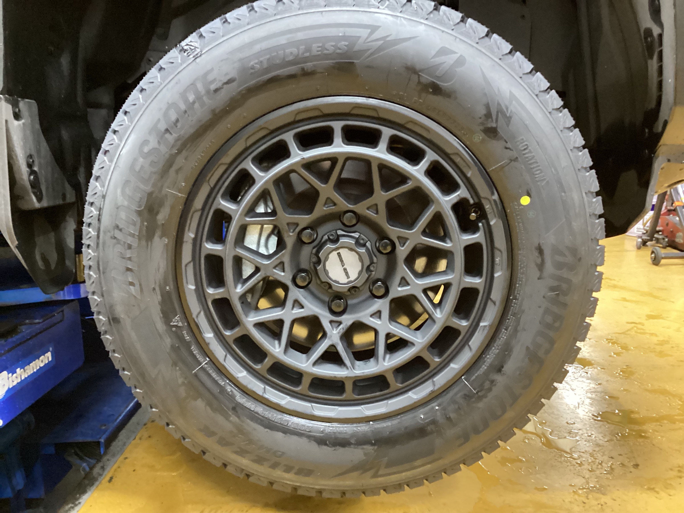 20インチ ブリヂストン DM-V3 タイヤ ホイールセット 楽天市場】ブリジストン ブリザック dm-v3 20インチ（扁平率（%）55