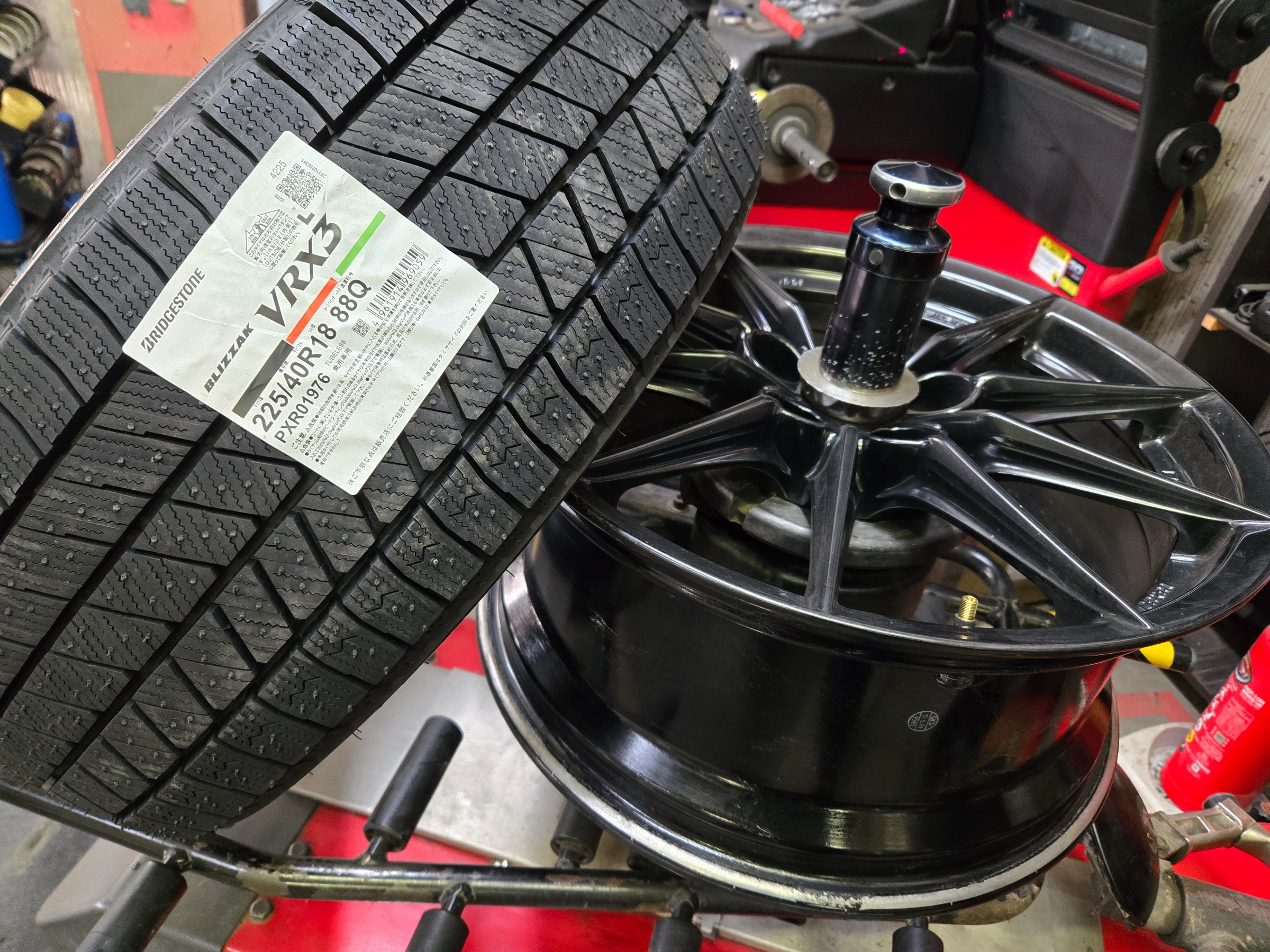 TOYOTA GRヤリス様 VRX3 を装着!! | トヨタ GRヤリス タイヤ タイヤ